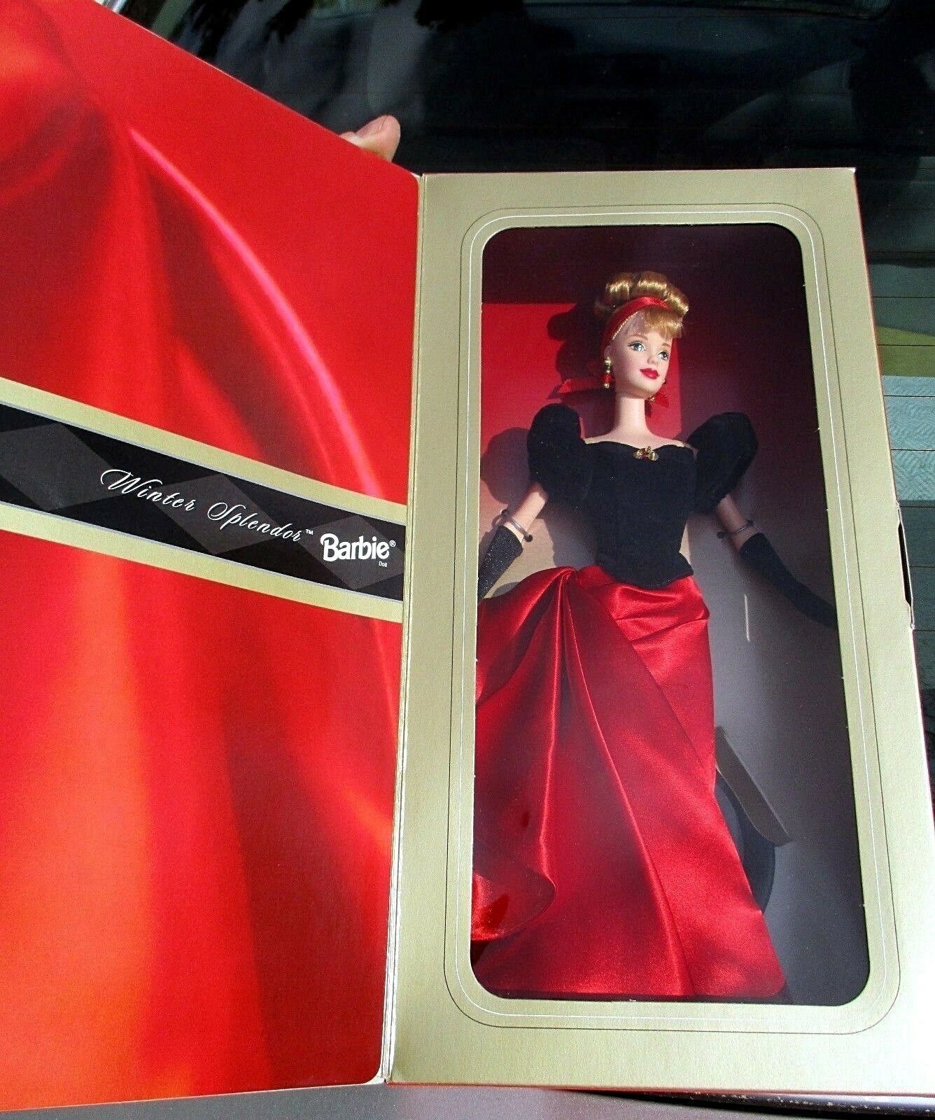 *NEW IN BOX* MATTEL BARBIE DOLL WINTER SPLENDOR AVON EXCLUSIVE SPECIAL EDITION