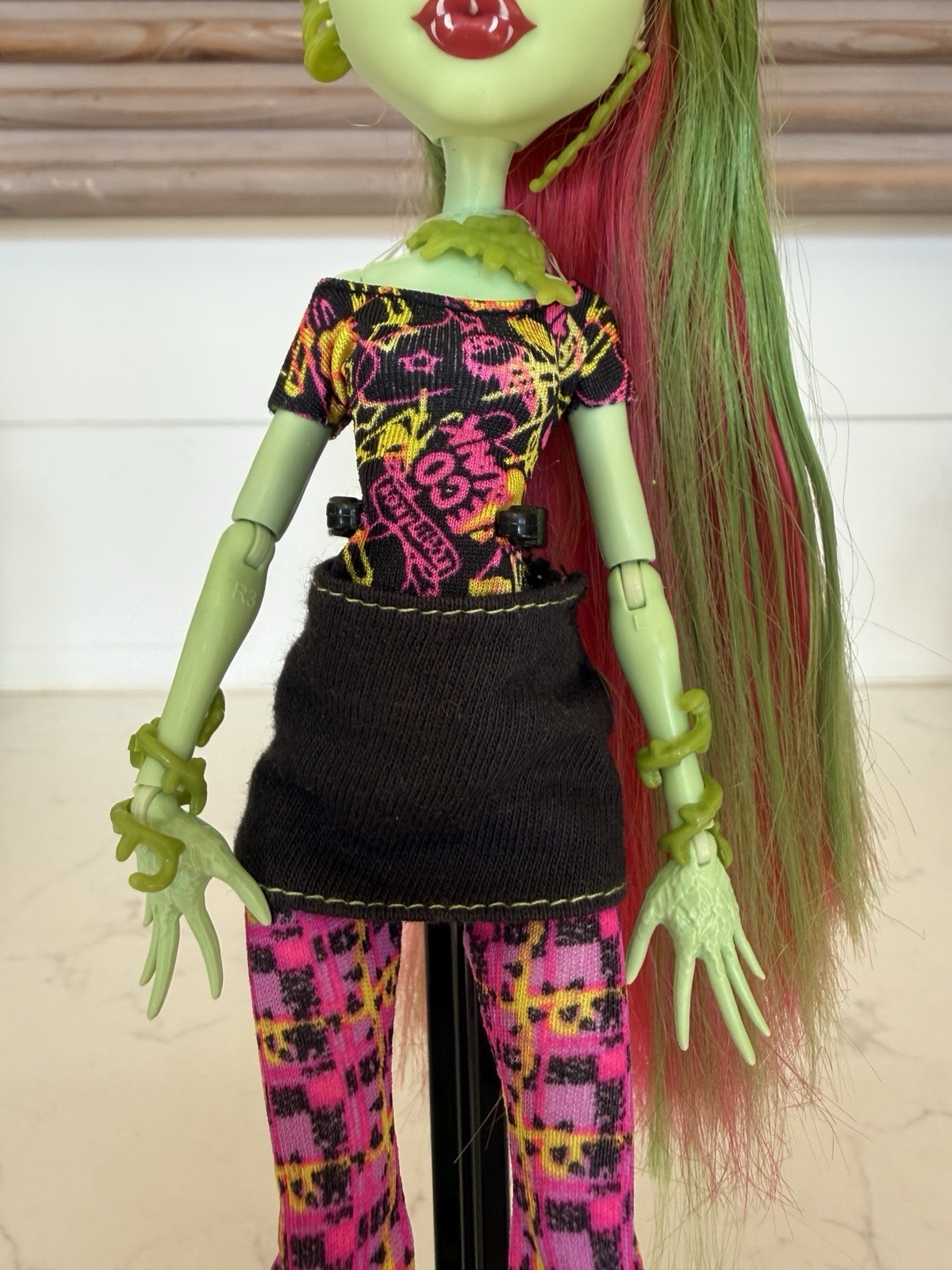 Monster High Venus McFlytrap Doll 11 inches