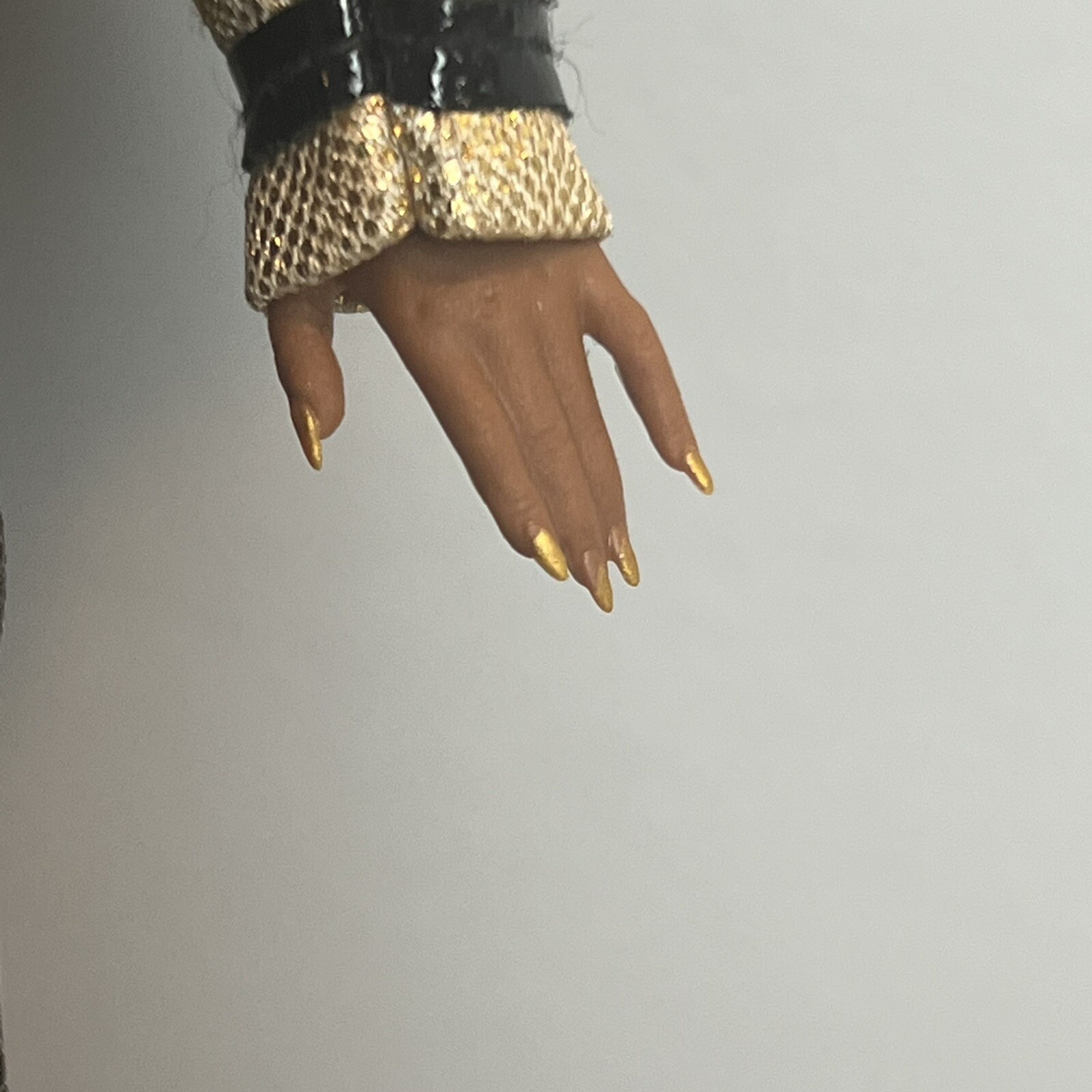LOL OMG Surprise Royal Bee Doll with Clothes Incomplete