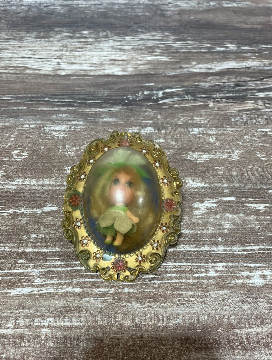 VINTAGE 1960s 60s-LIDDLE LITTLE KIDDLE LOU DOLL-LOCKET