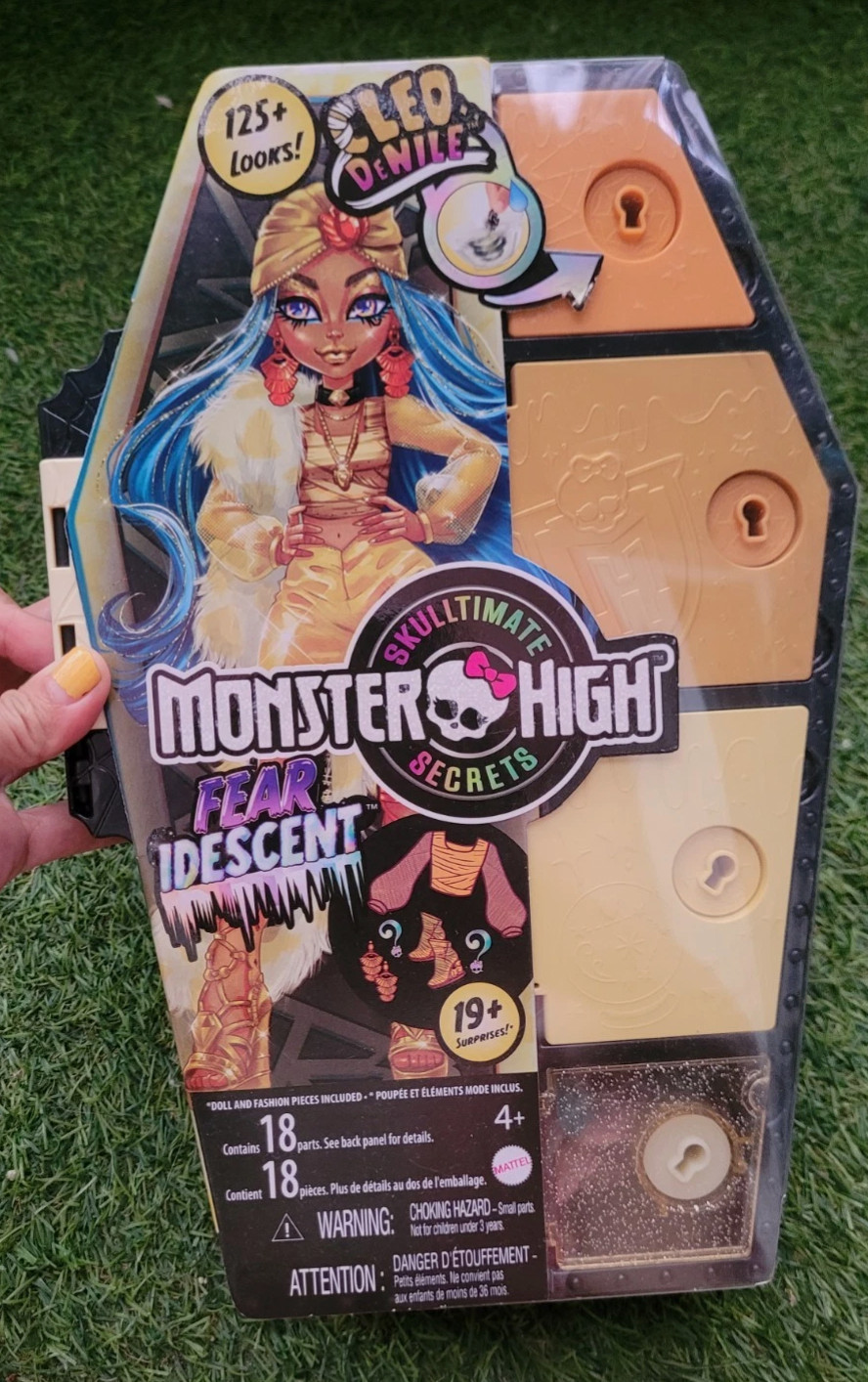 COMPLETE SET -5 pcs Monster High Skulltimate Secrets Fearidescent 125 looks Doll