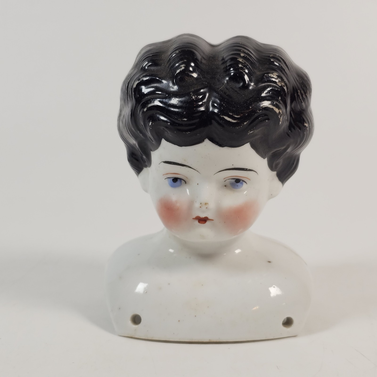 Antique Porcelain China Doll Head Only Blue Eyes Black Molded Hair 4.5″ Tall