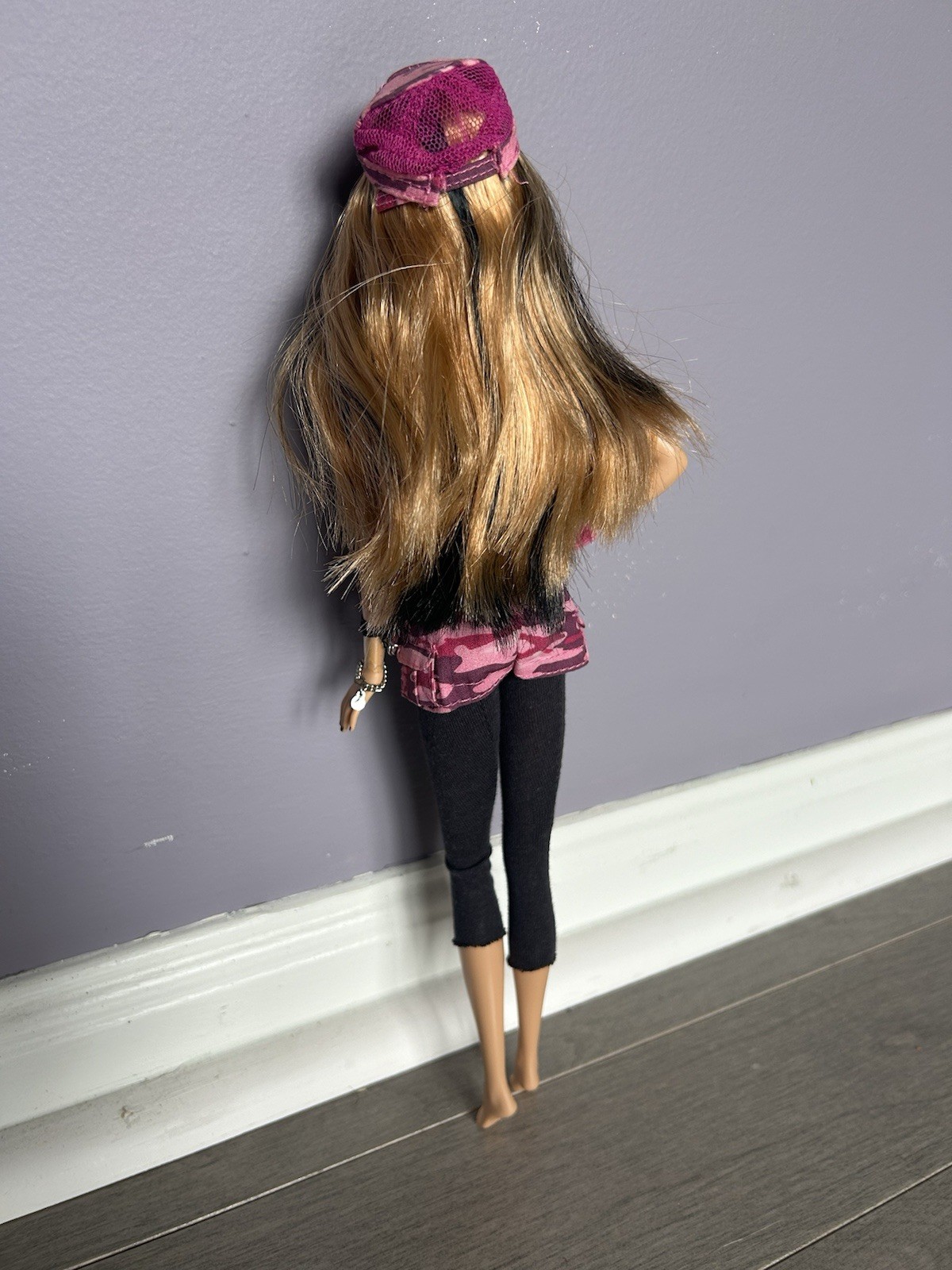 DEBOXED – 2006 Pink Label Hard Rock Cafe Barbie Doll