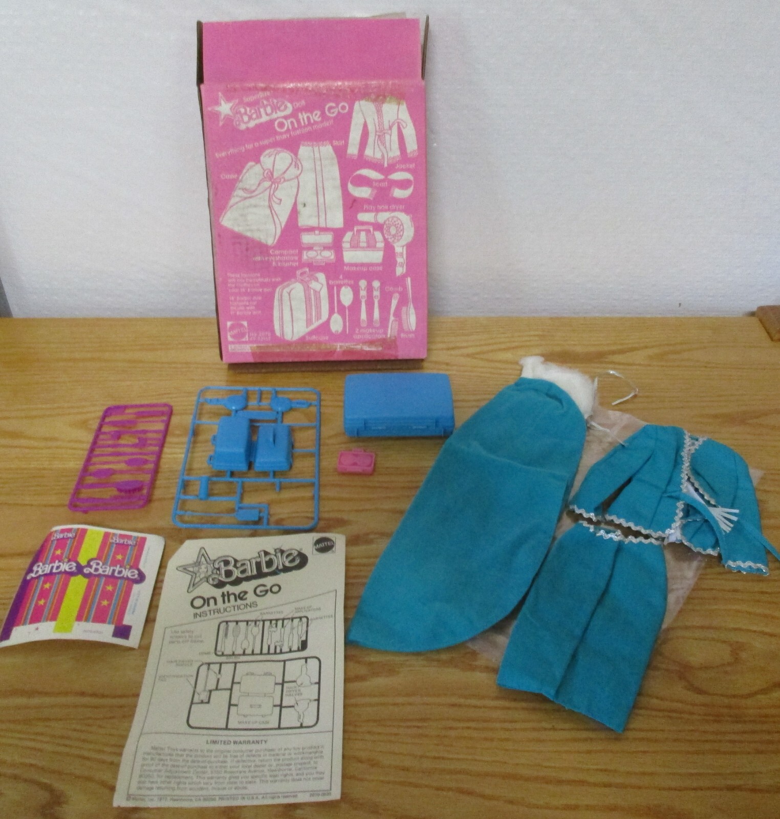 Vintage 1977 Superstar SuperSize 18” Barbie On The Go Fashion #2070 NIB