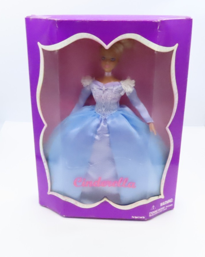 2001 Cinderella Doll 11.5 Inches Jakks Pacific Brand NIB