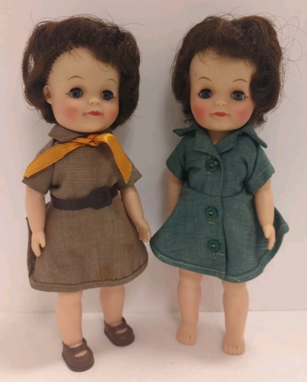 (lot of 2) EFFANBEE 8″ brunette Brownie and Girl Scout Dolls 1965 – Both Lovely!