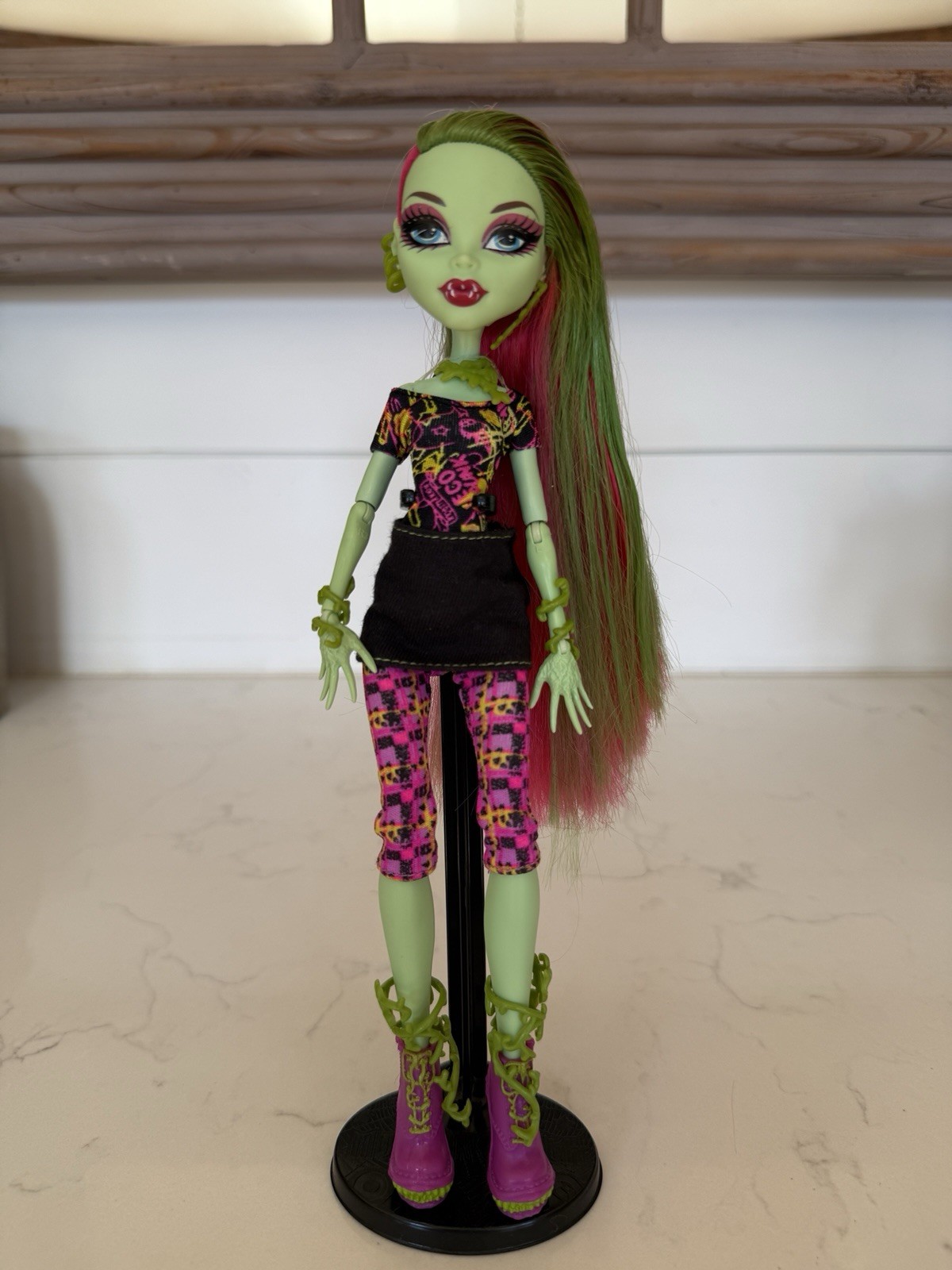 Monster High Venus McFlytrap Doll 11 inches