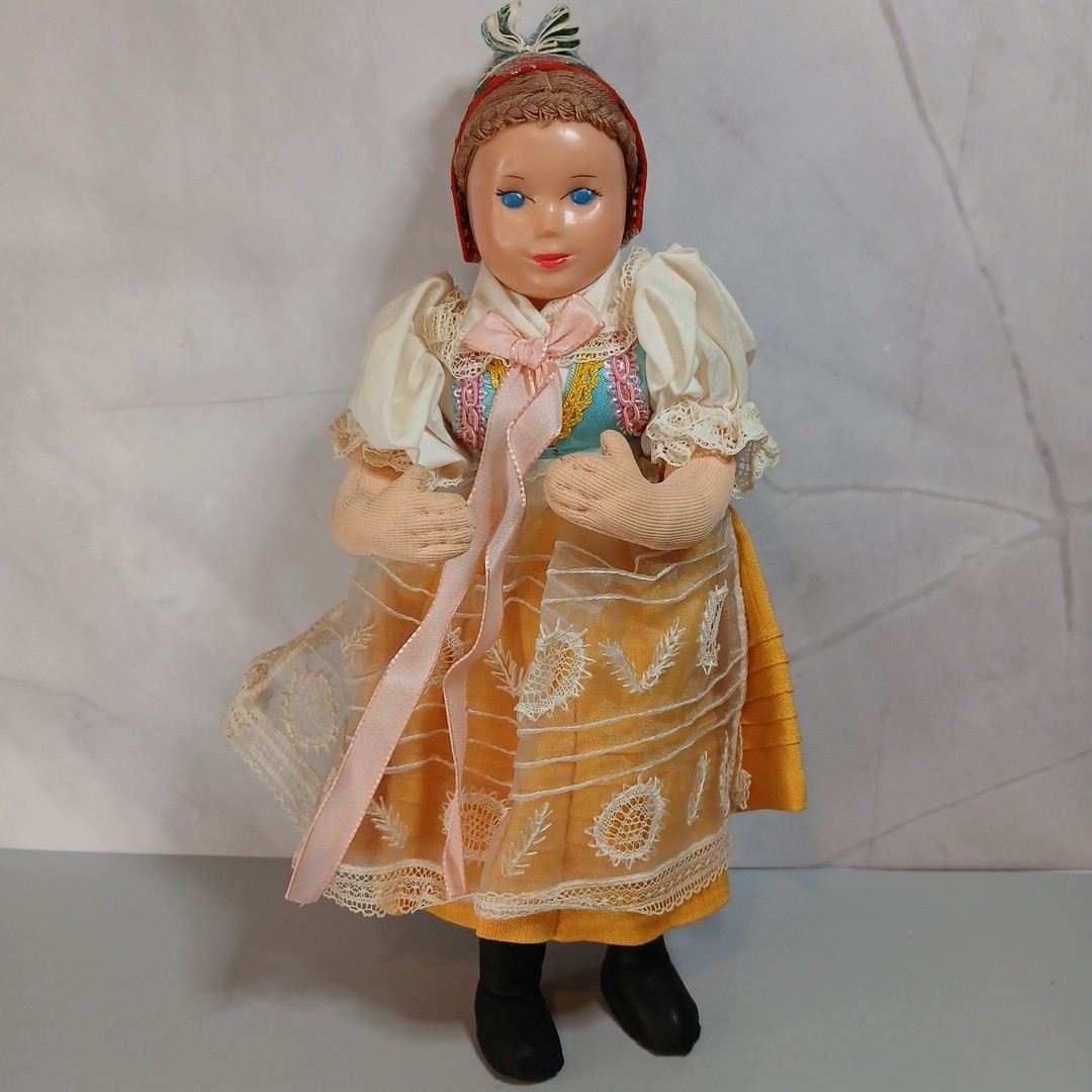Vintage Czechoslovakian Slavik Doll Folk Fabric And Plastic Jointed Czech 10 “
