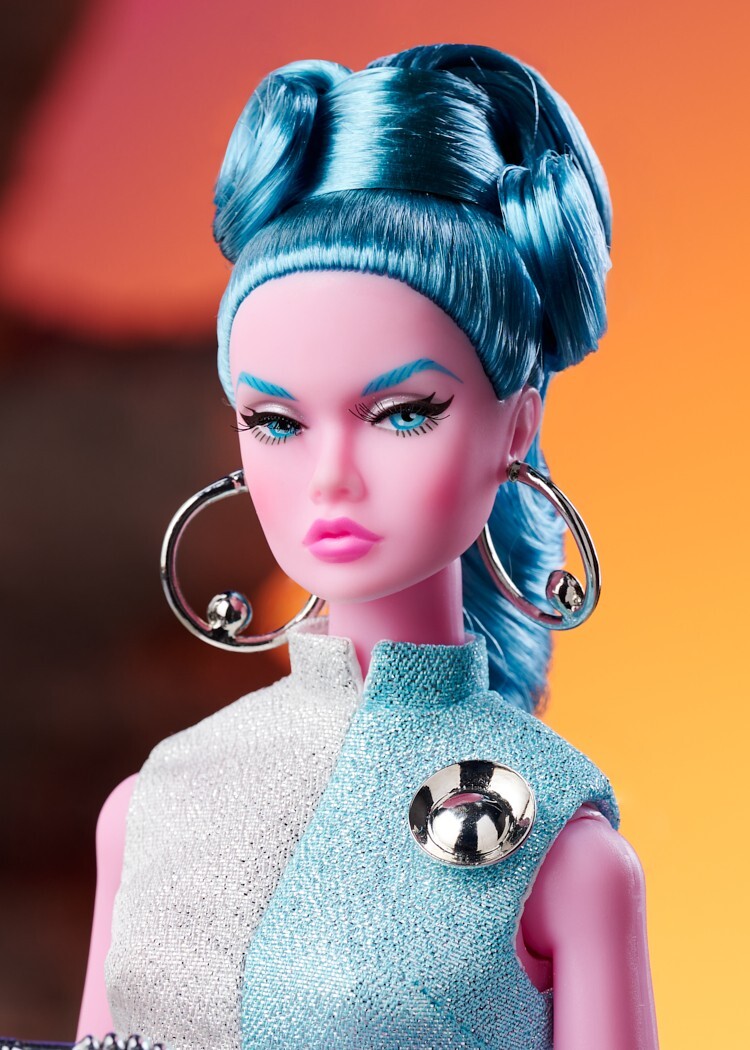 Integrity Poppy Parker Galaxy Girl 12″ NRFB in Shipper New, Retired