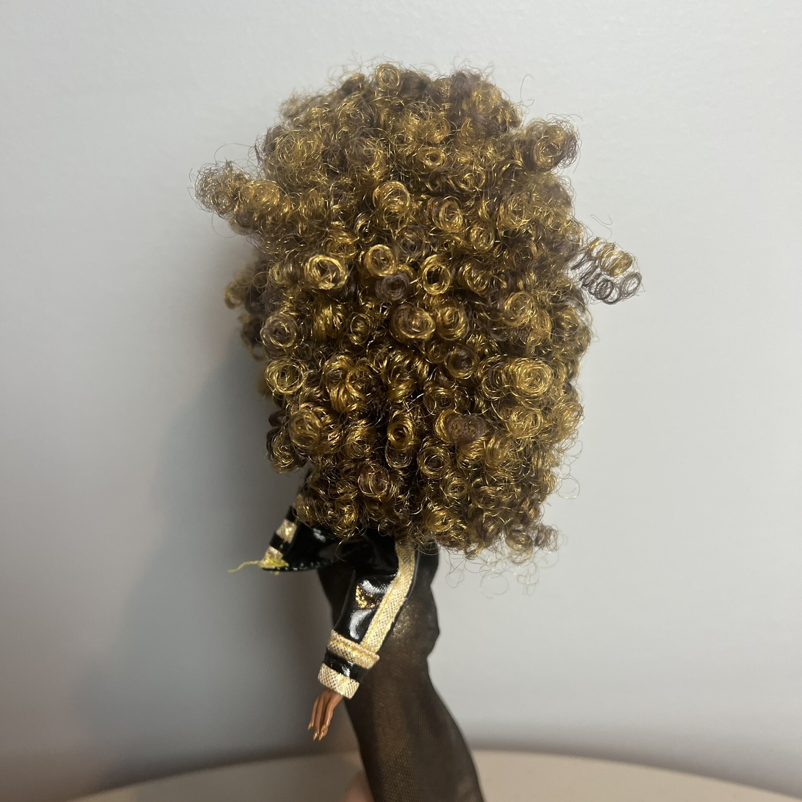 LOL OMG Surprise Royal Bee Doll with Clothes Incomplete