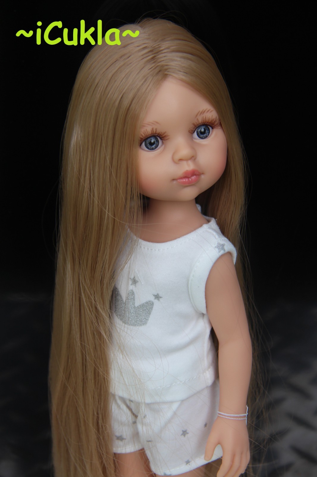 Paola Reina 13212 Amigas Pajamas CARLA Doll 32 cm./12.5 in with Vanilla Scent W