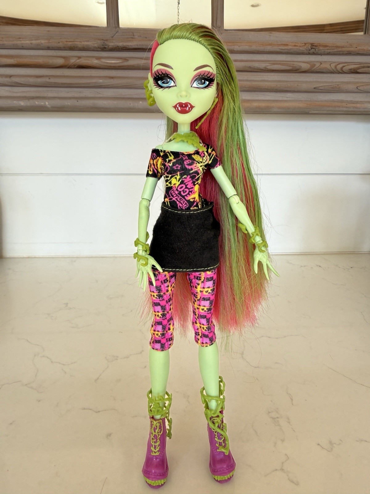 Monster High Venus McFlytrap Doll 11 inches