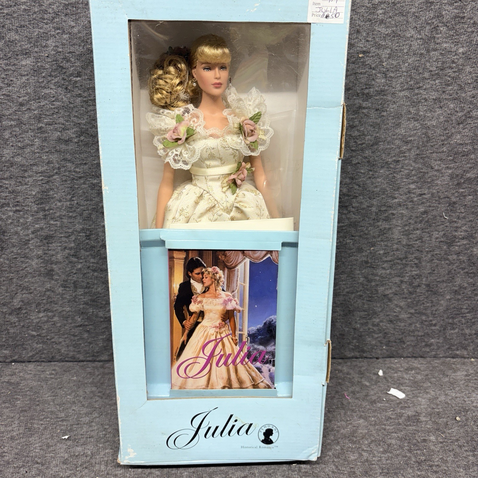 Robert Tonner Julia Doll Historical Romance Doll With Book Accessories COA Tag