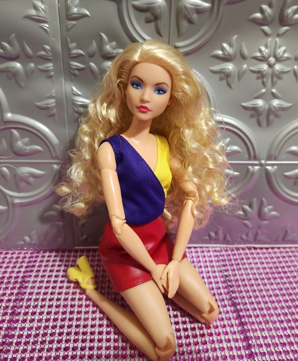 Nude Hybrid Barbie Doll, Looks Model Curly Long Blonde M2M See DESCRIPTION