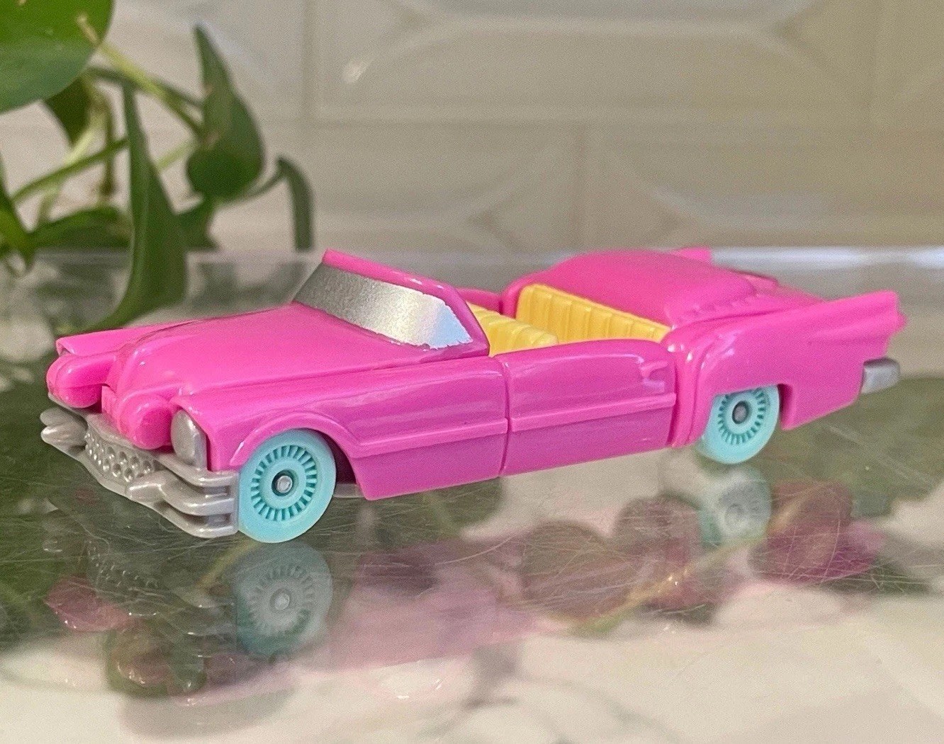Vintage Polly Pocket Pool Party On The Go Pink Convertible Car Bluebird 1995