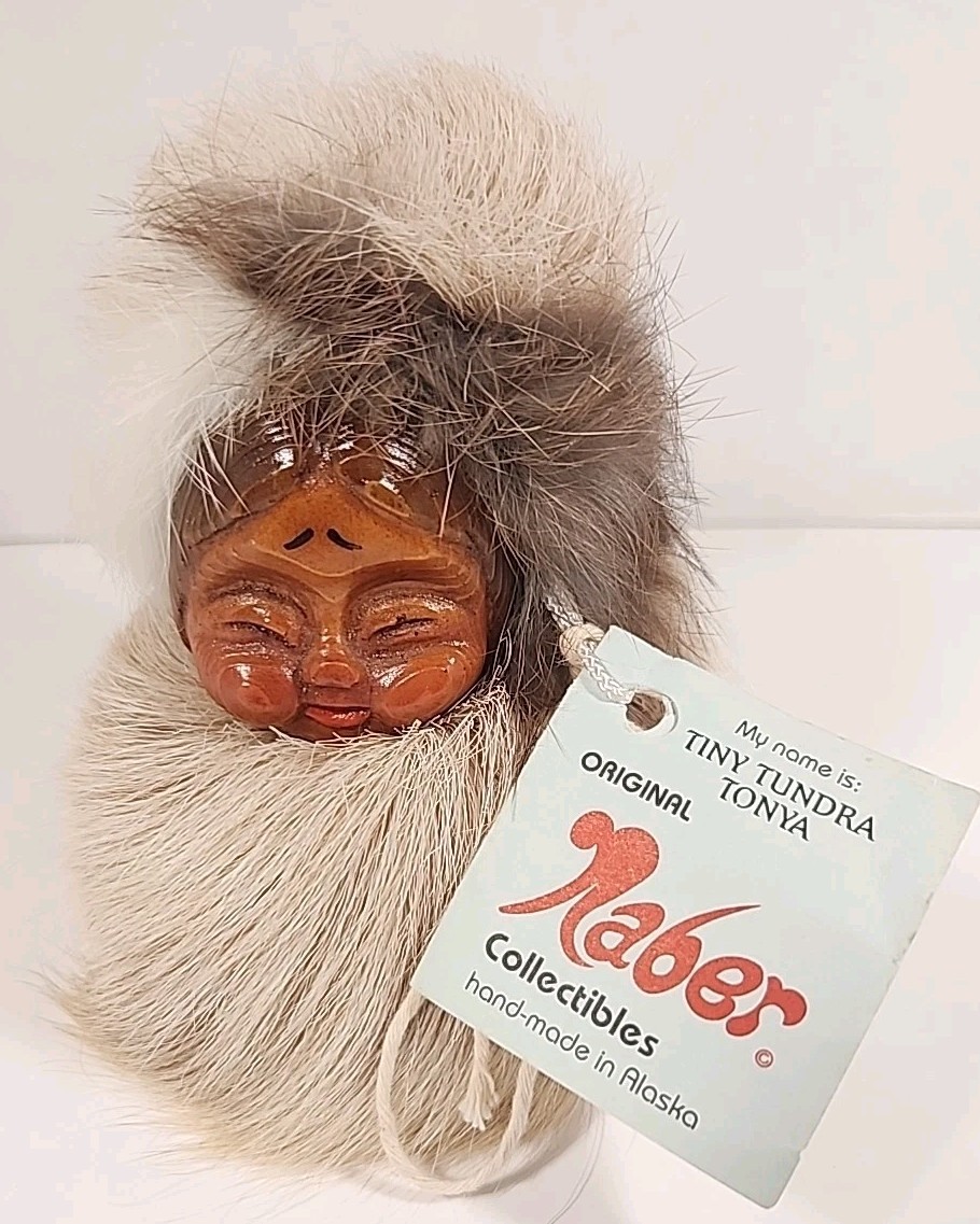 NEW Vtg 5” Naber Tiny Tundra Tonya Alaska Eskimo Carved Wood Doll Real Fur