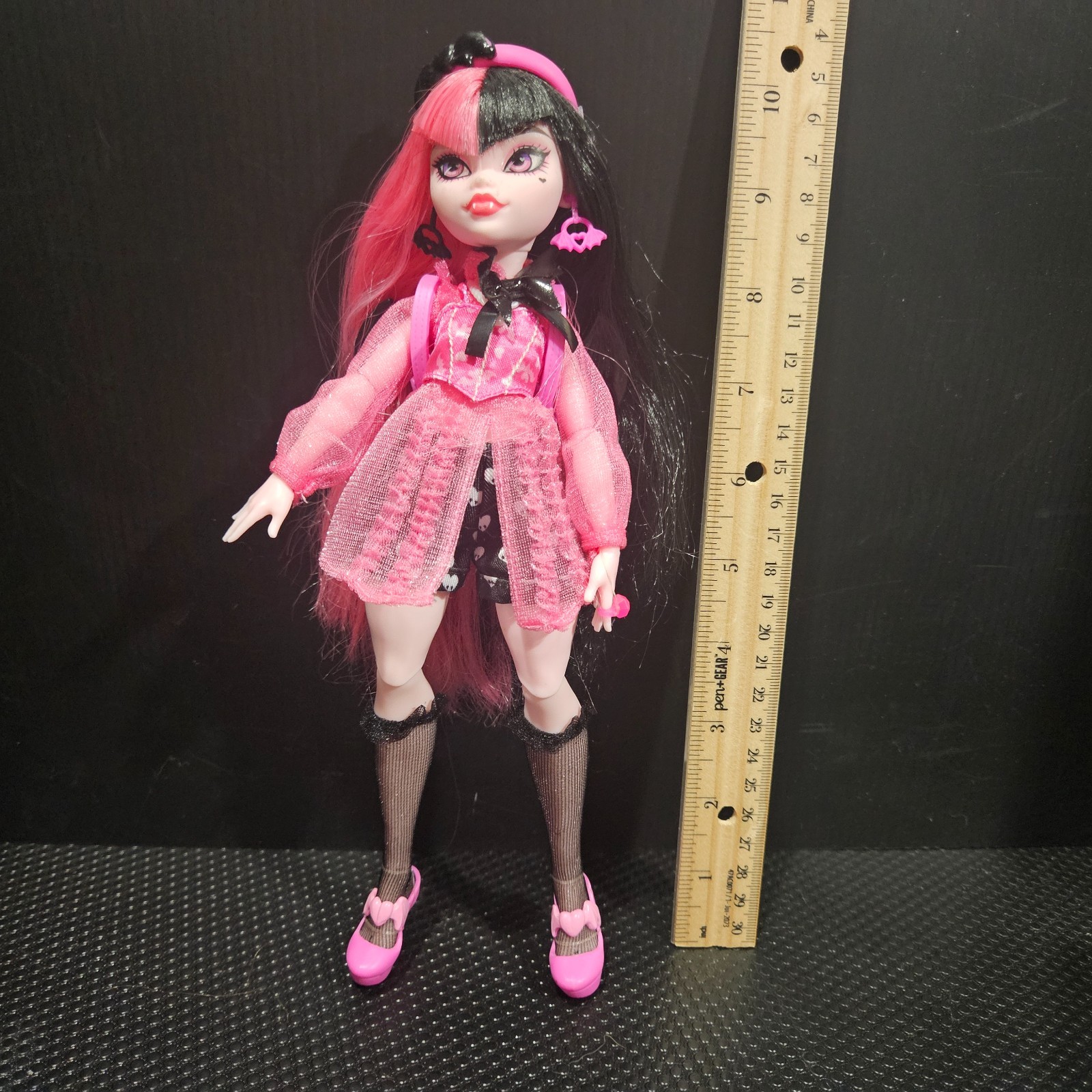 Mattel G3 Monster High DRACULAURA REBOOT Doll 2022 w/ Original Outfit Shoes