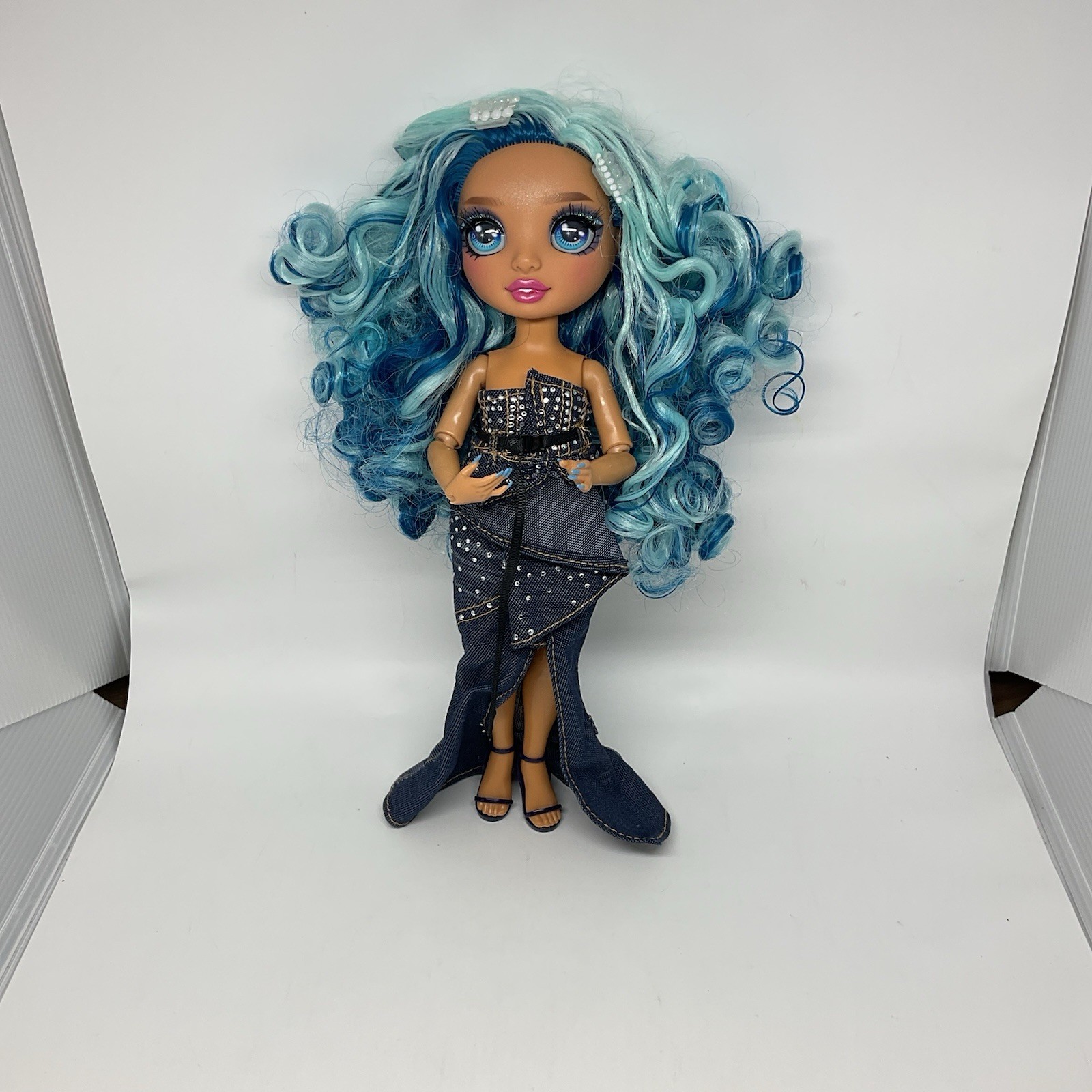 Rainbow High Fantastic Fashion Doll Skylar Bradshaw With Dress And Shoes
