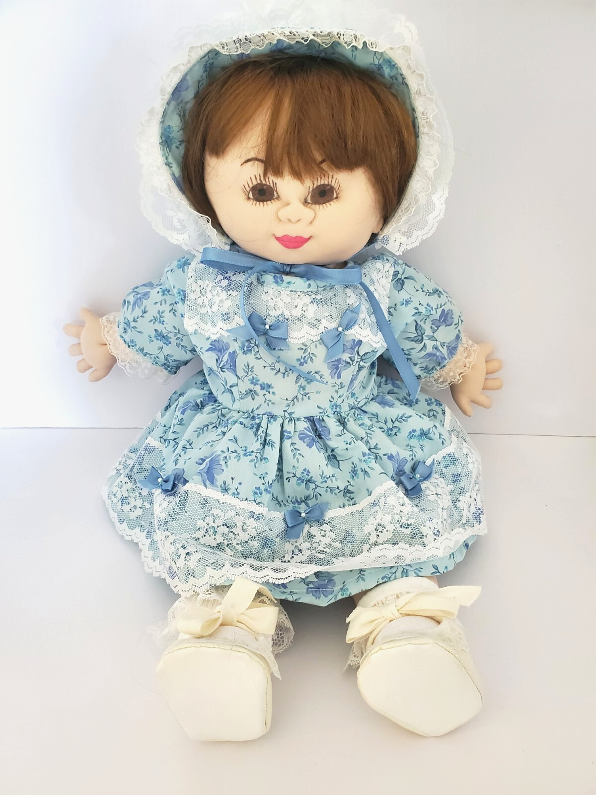 Anna Bell Vaugn Handmade Soft Sculpture Artist Doll 18 Inches Synthetic Hair