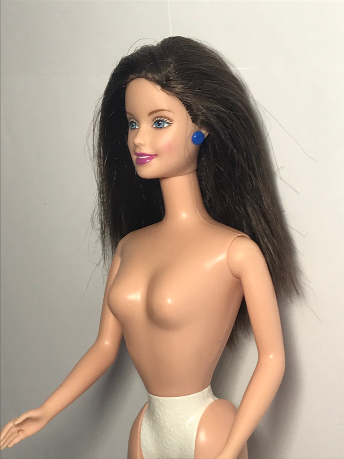 Nude Barbie 2000 Hip 2 Be Square Dark Brown Hair Blue Eyes CEO Face #28315 Doll