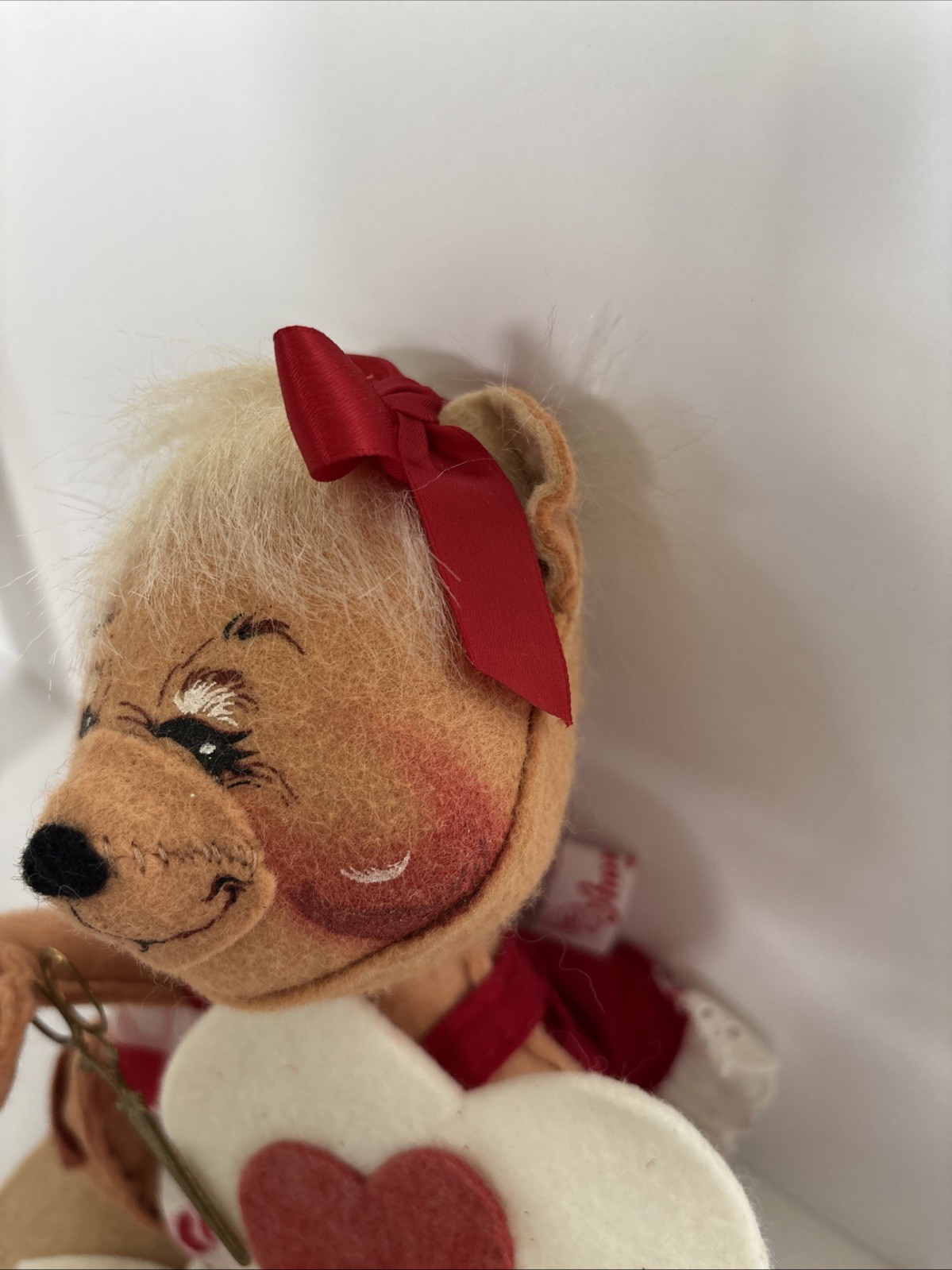 Annalee Doll 1997 Making Valentine’s Day Bear 8” VTG Cottage Core Granny Core