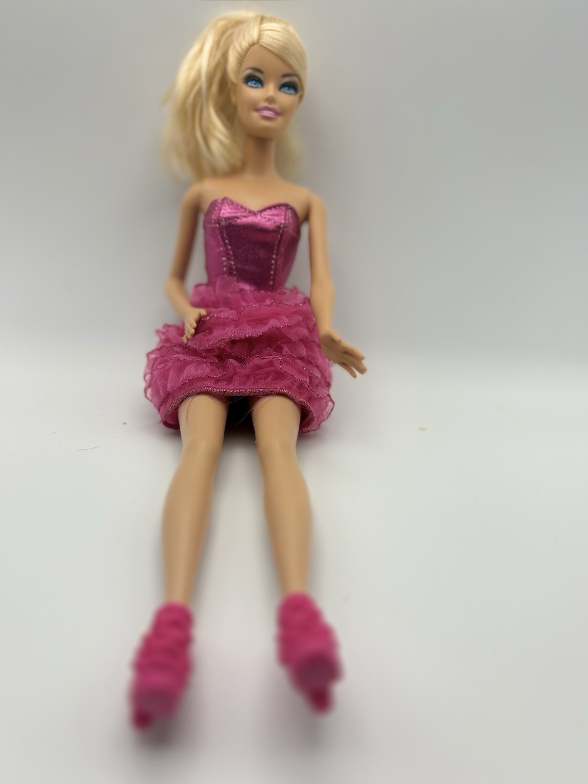 Show Your Barbie Style Contest Winner X4847 Walmart Exclusive Doll 2012 Loose