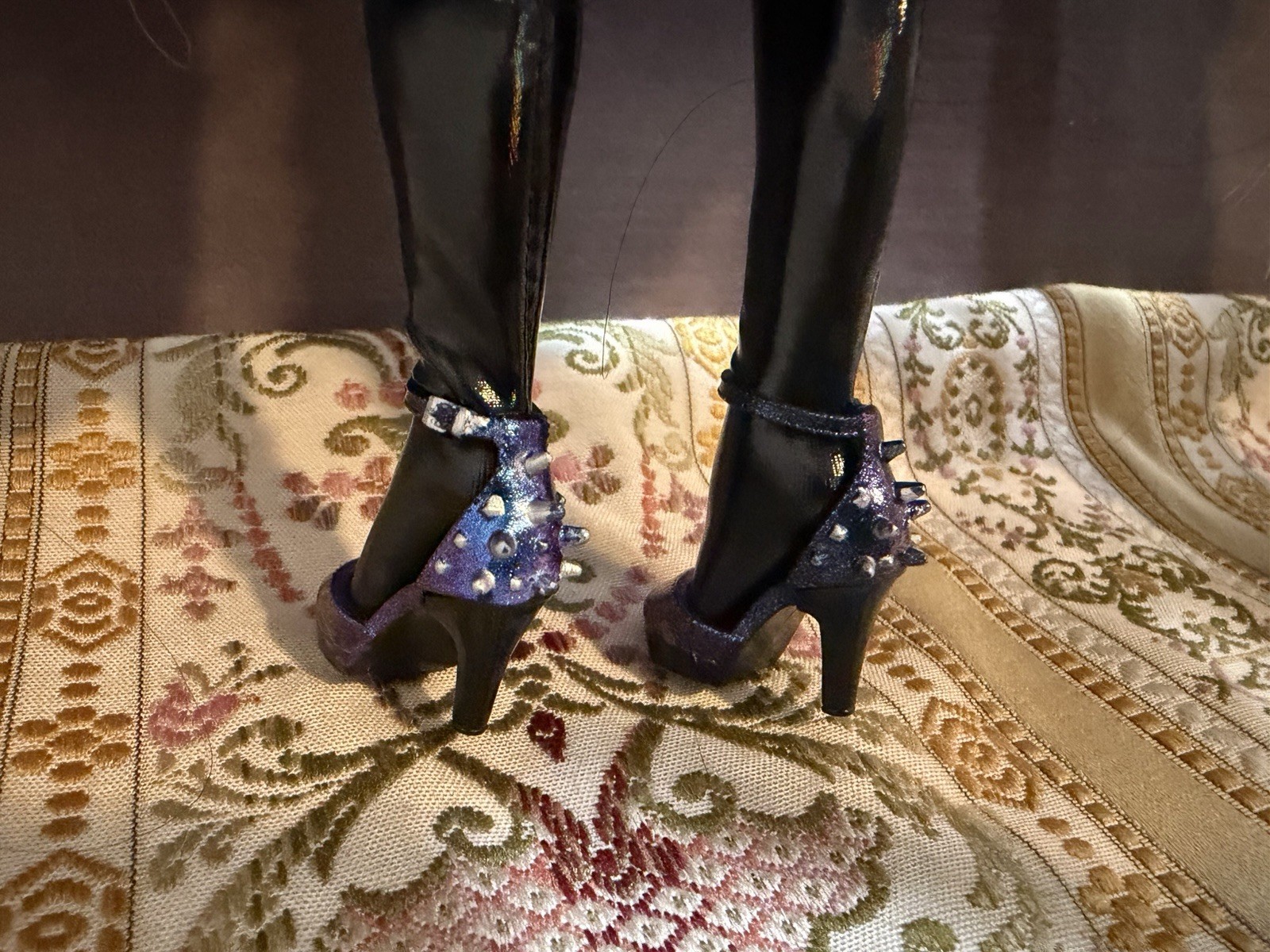 Rainbow High Shadow Luna Madison Greyscale Veronica Storm LOT of 2
