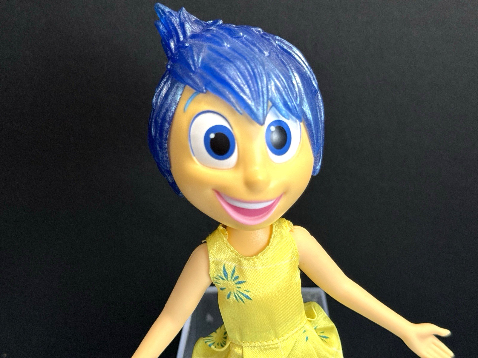 Inside Out Disney Pixar talking Joy & Sadness Doll Action figure lot of 2 TOMY