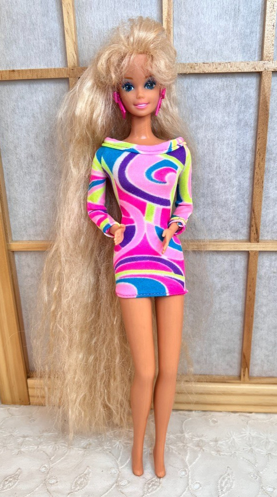 Vintage Totally Hair Barbie Original Dress Long Blonde Crimped Hair 1990s