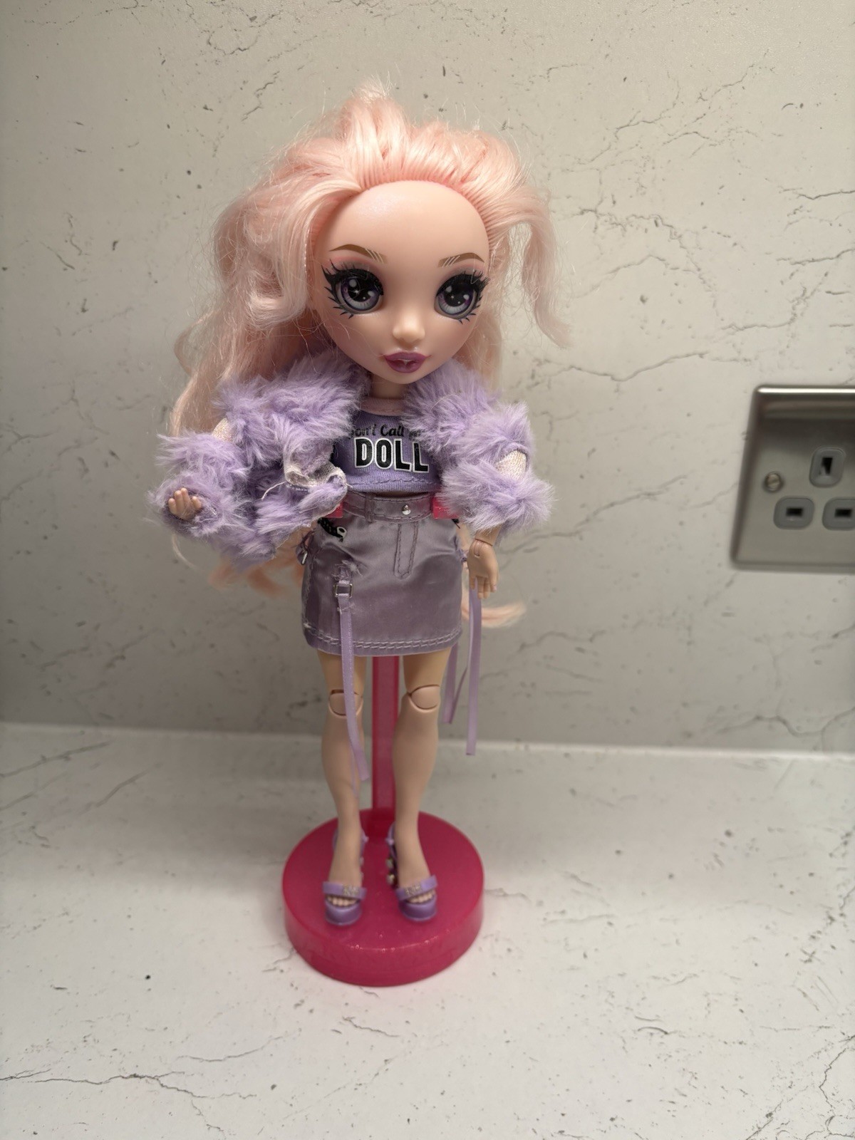 Rainbow High Rainbow Vision Royal Bella ParkerFashion Doll