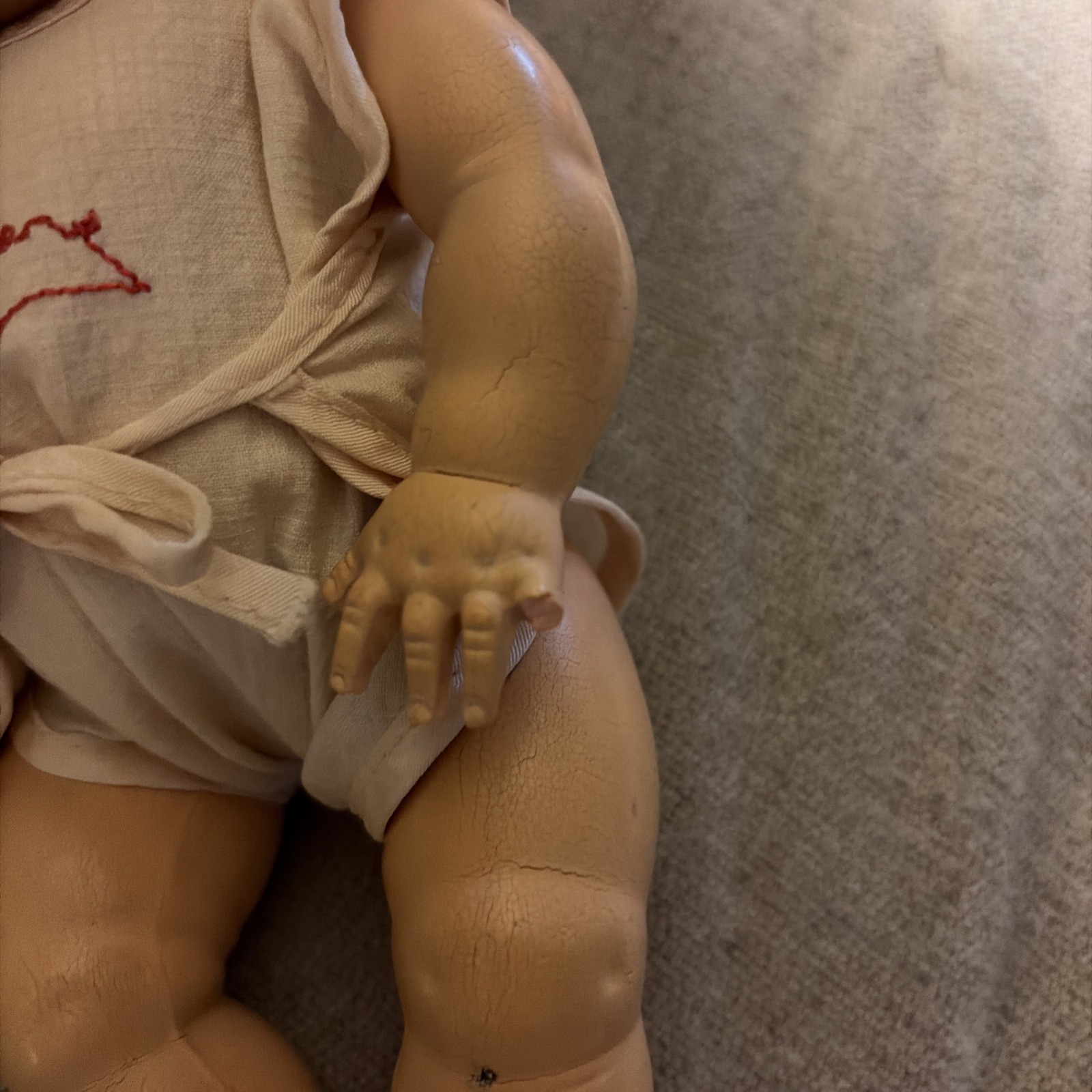 Vintage 1950s Tiny Tears Baby Doll American Character Painted Hair Orig Romper