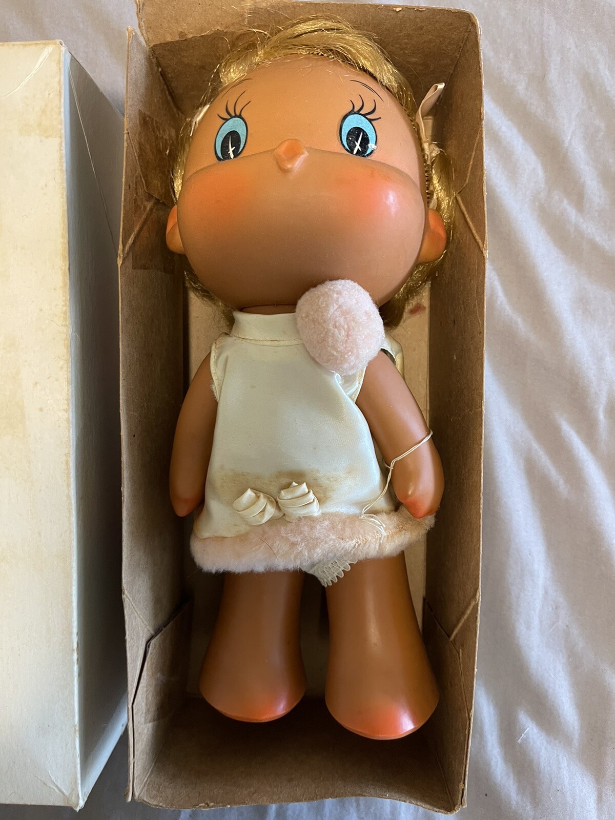 Vintage 1960s Sekiguchi Girl Kissing Doll Rubber Vinyl Doll Blue Eyes 13 Japan