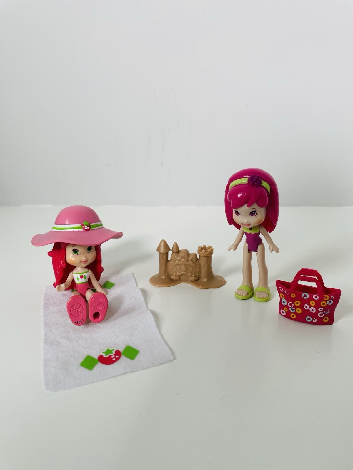 Strawberry Shortcake & Raspberry Torte Beach Pool Day Set Flip Flops Sand Castle
