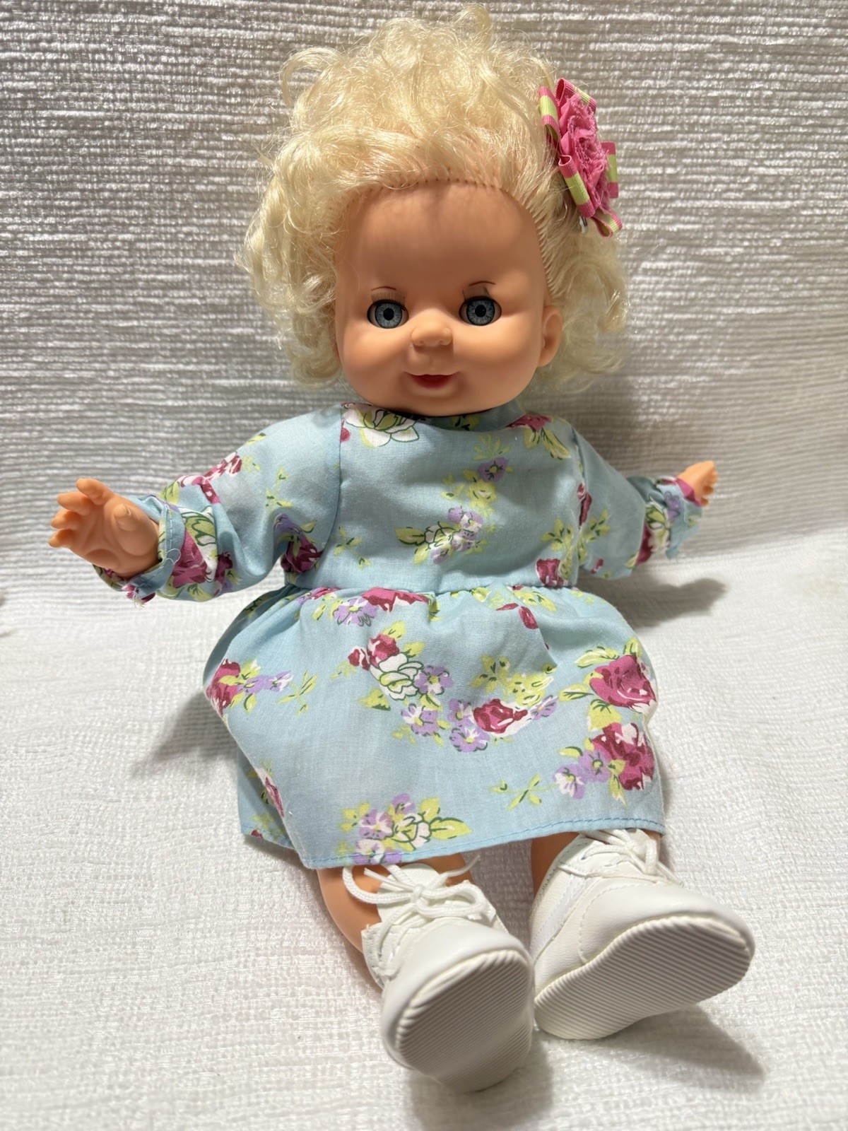1989 IDEAL “Bubbles”-16” Blonde Hair/Blue Eyes-Cloth/Plastic Baby Doll