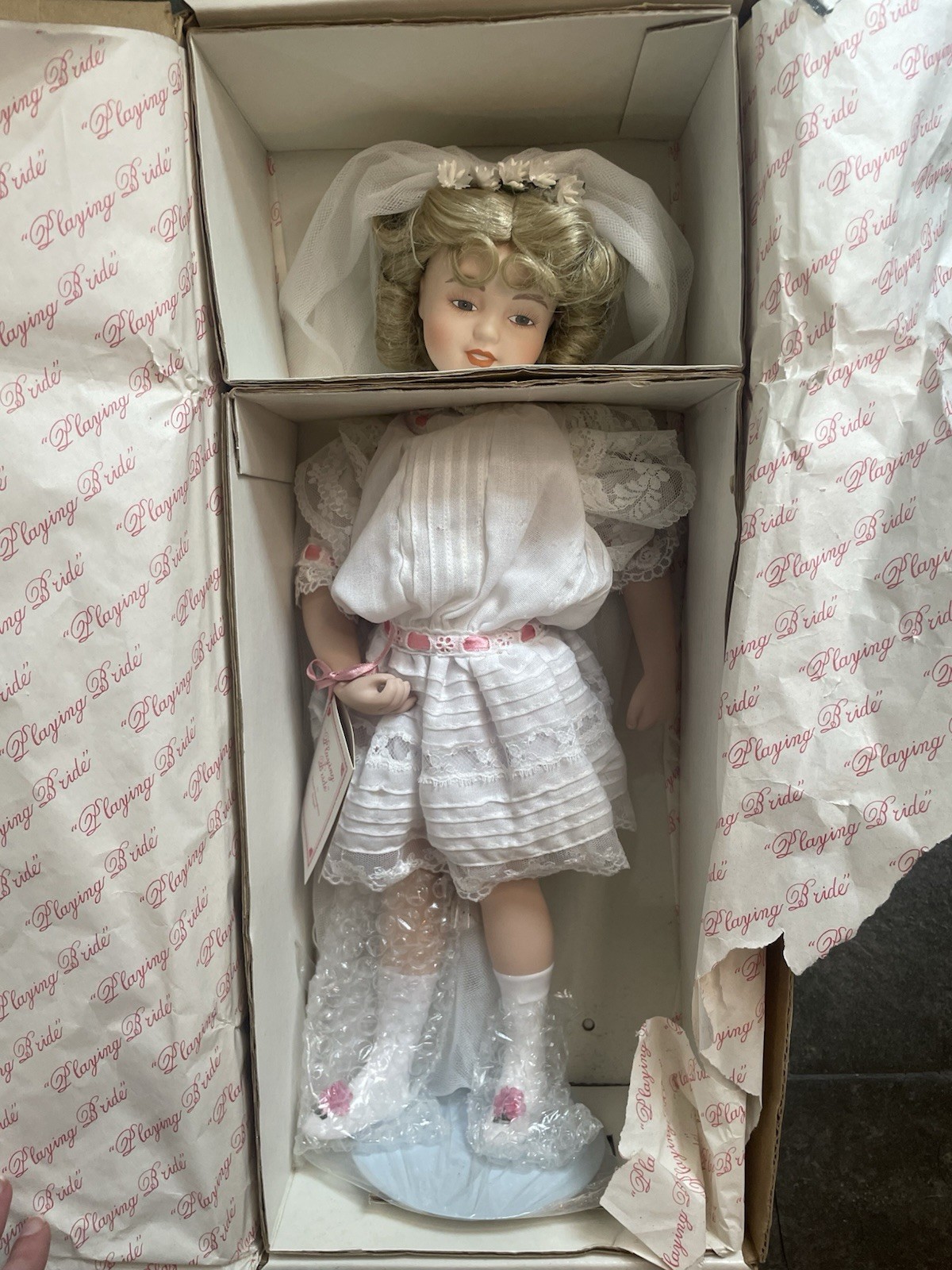 Hamilton Collection Playing Bride Porcelain Doll Maud Humphrey Bogart 1988