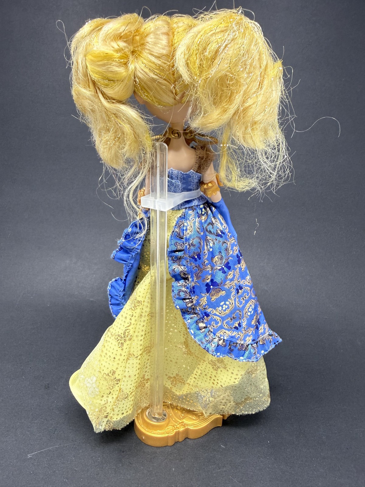 Ever After High Doll Blondie Locks Thronecoming Doll