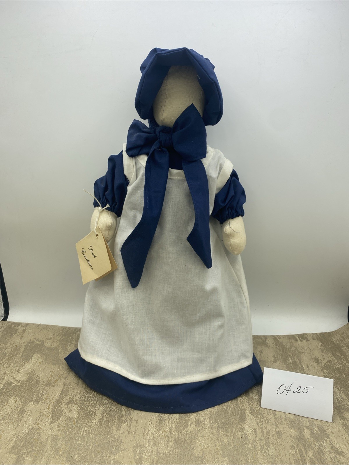 Folk Art By Dart Creations “HUG ME KIDS” Amish Cloth Doll 14” Apron & Bonnet