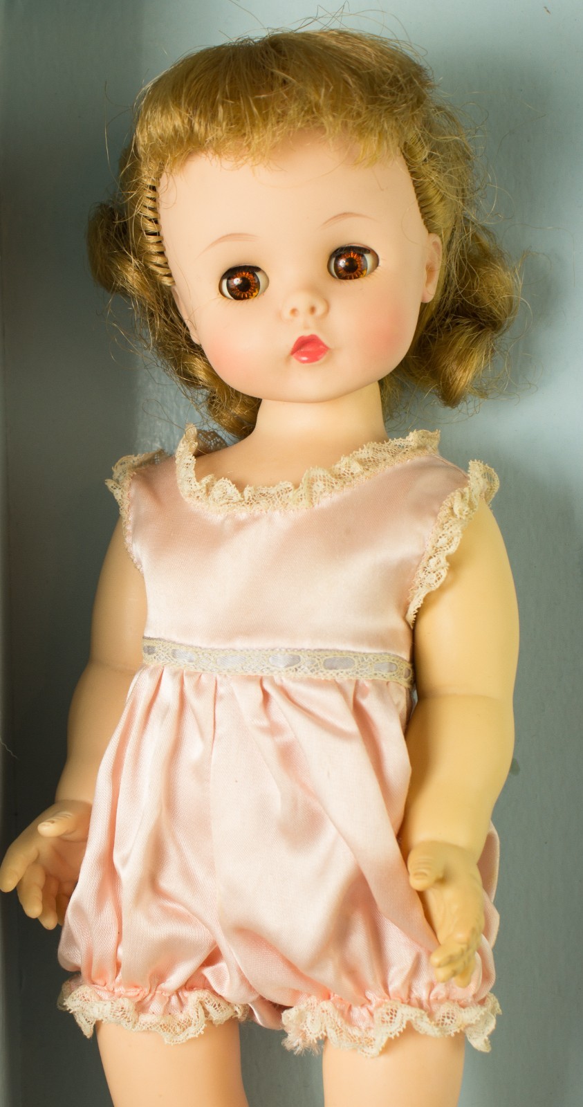 Vintage 1958 Madame Alexander Marybel The Doll That Gets Well Box & Accessories