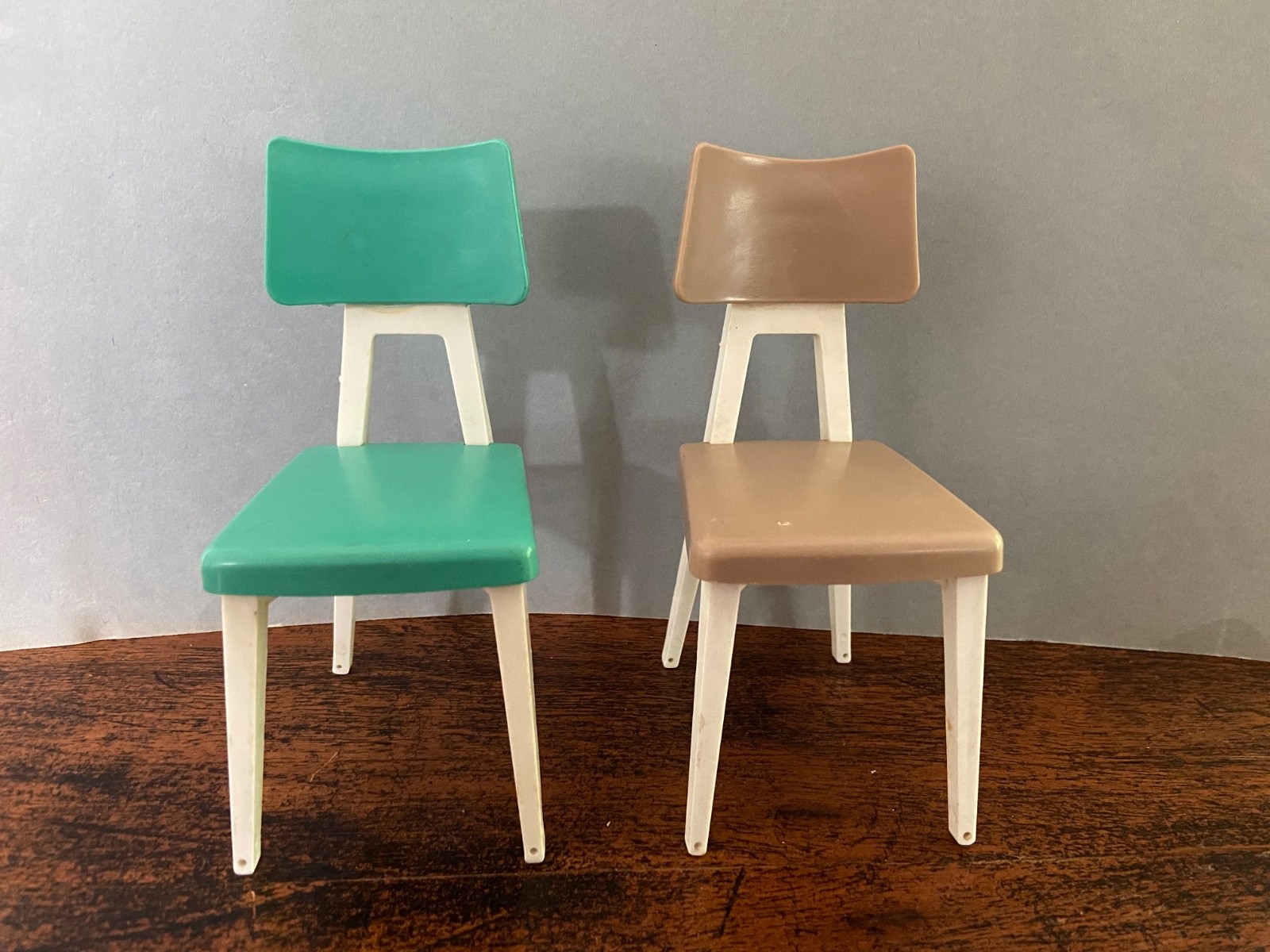 Barbie Mid Century Colorful Plastic Miniature Chairs Set (2) Pieces