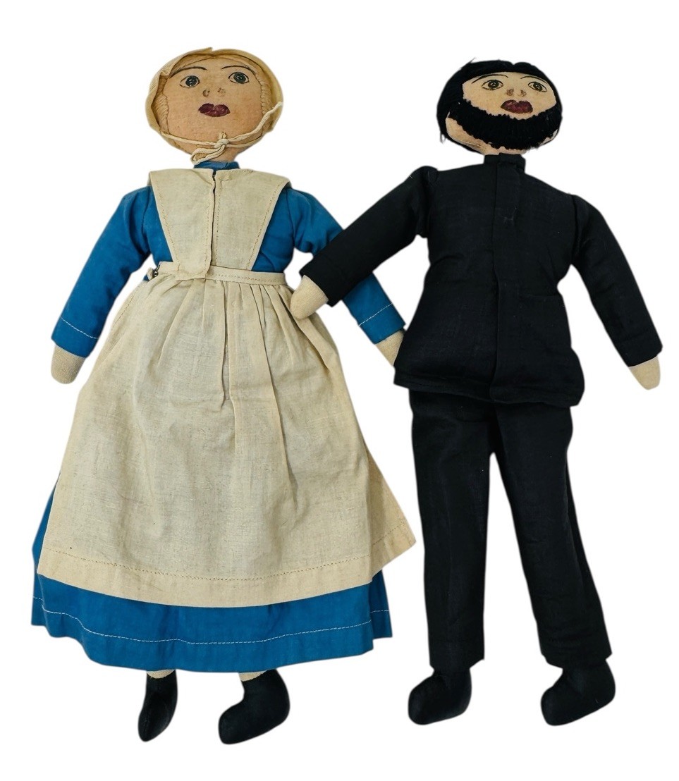 14″ VINTAGE HANDMADE MAN & WOMAN AMISH DOLLS, YARN HAIR, PAINTED FACES, 1960’S