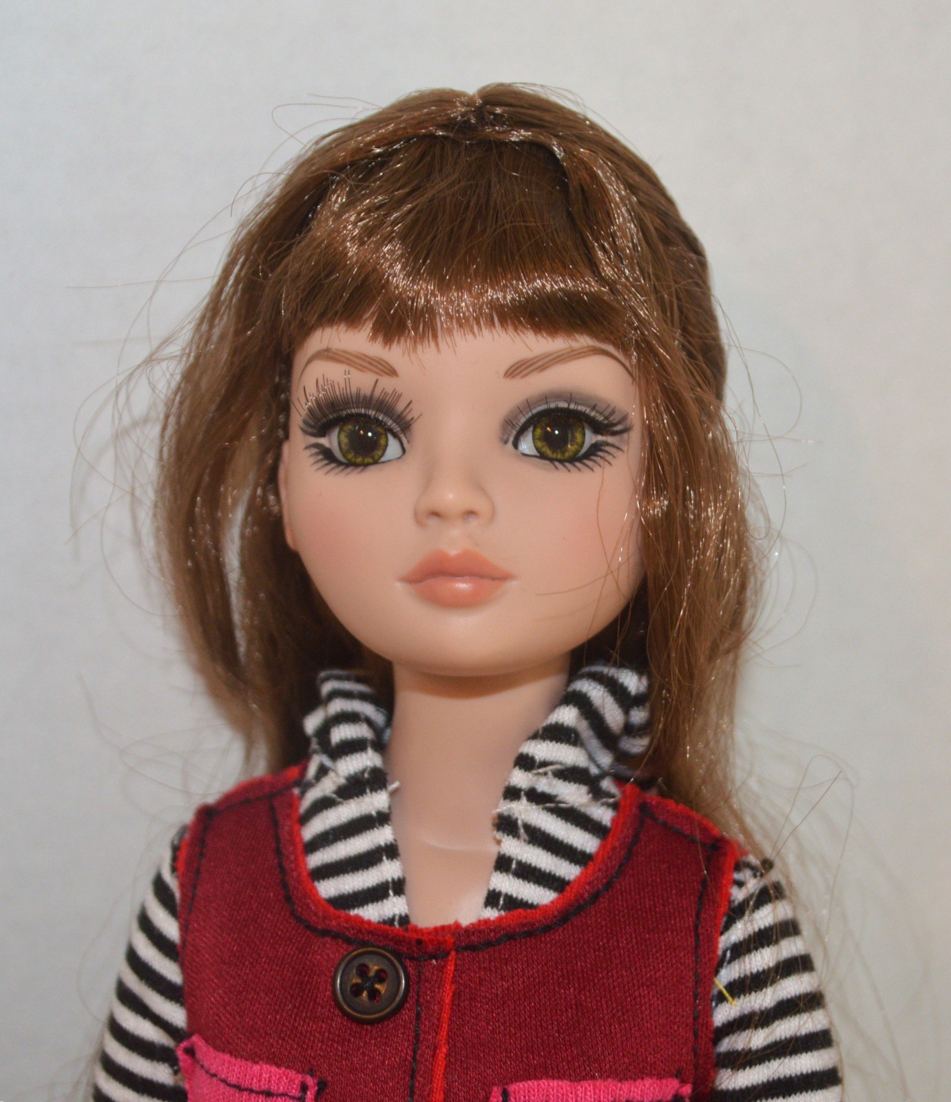 Tonner Wilde Imagination Ellowyne “Falling to Pieces” 2013 LE – MIB with extras