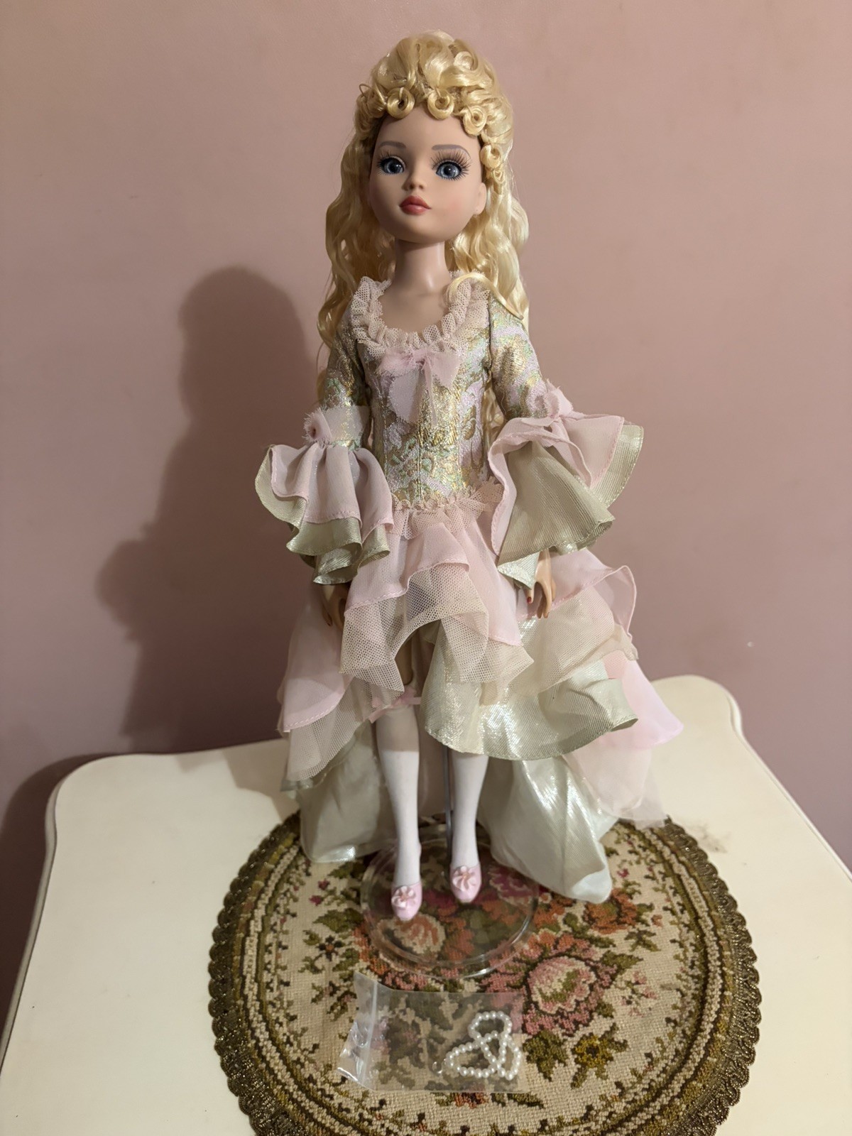 Ellowyne Wilde DECADENT DAYDREAM 2012 16” OUTFIT
