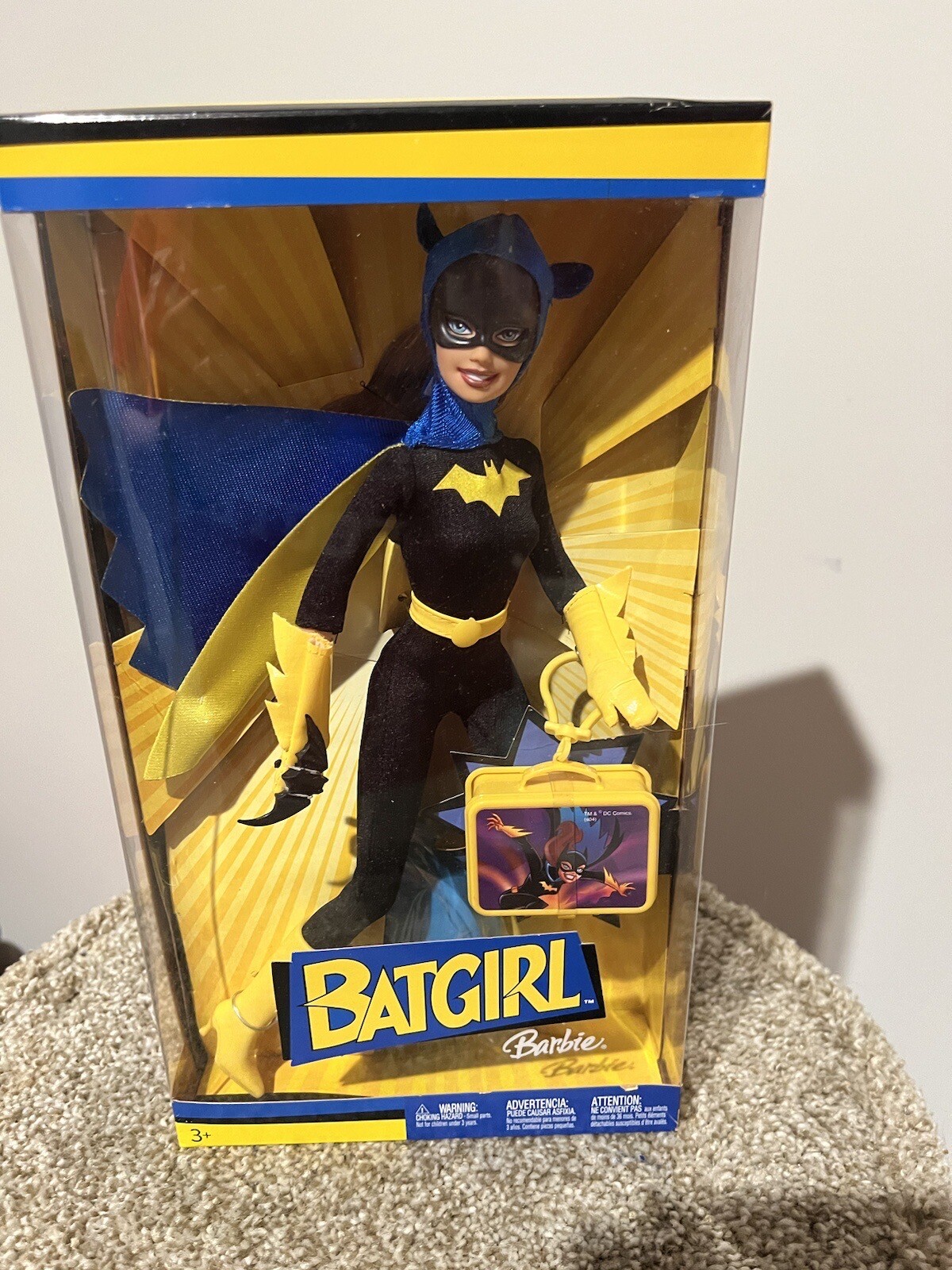 NEW Barbie as Batgirl Doll with Lunchbox Key Chain NRFB 2004 DC Comics/Mattel
