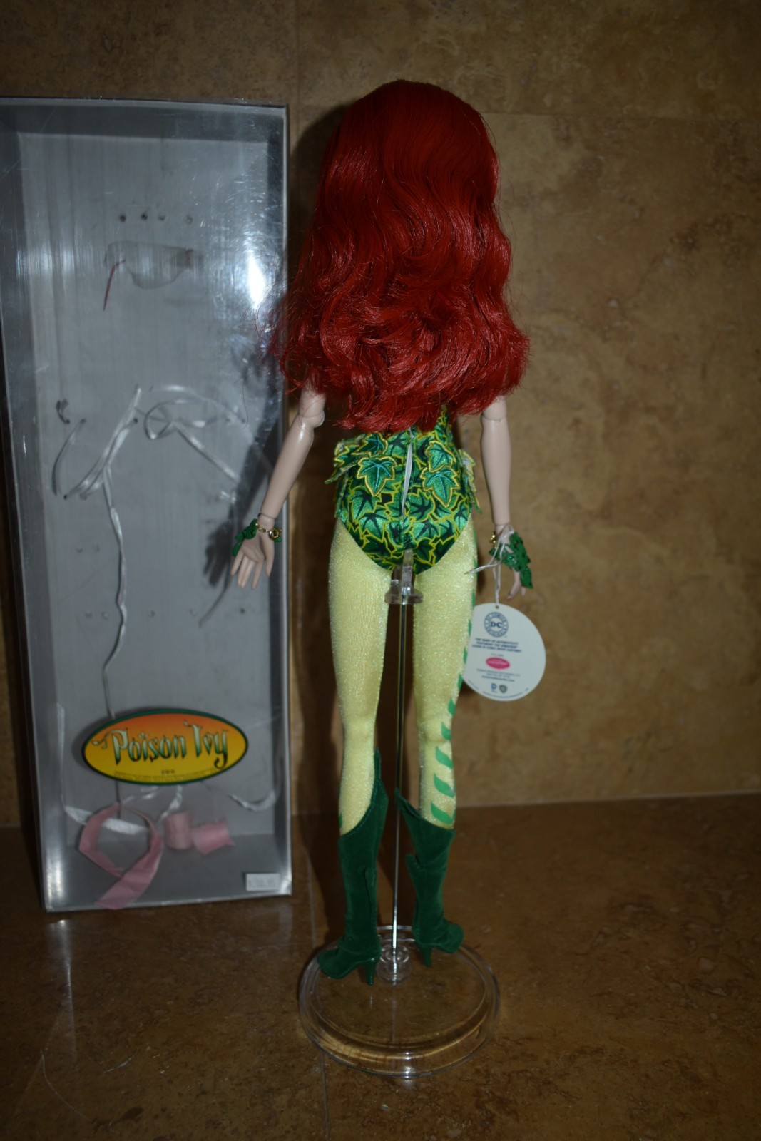 Madame Alexander X DC COMICS LIMITED EDITION 17″ DOLL FIGURE BATMAN POISON IVY