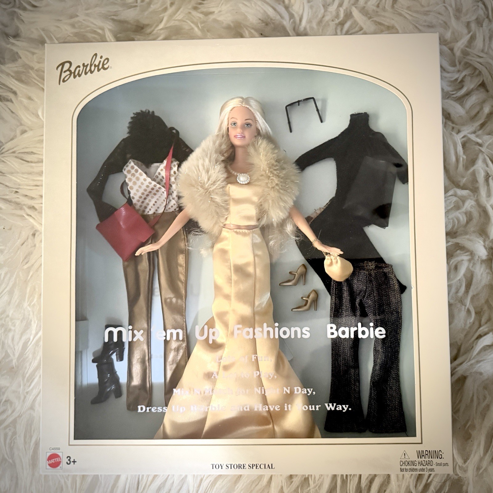2003 Barbie Mix ’Em Up Fashions – Toy Store Special EditionMattel #C4559