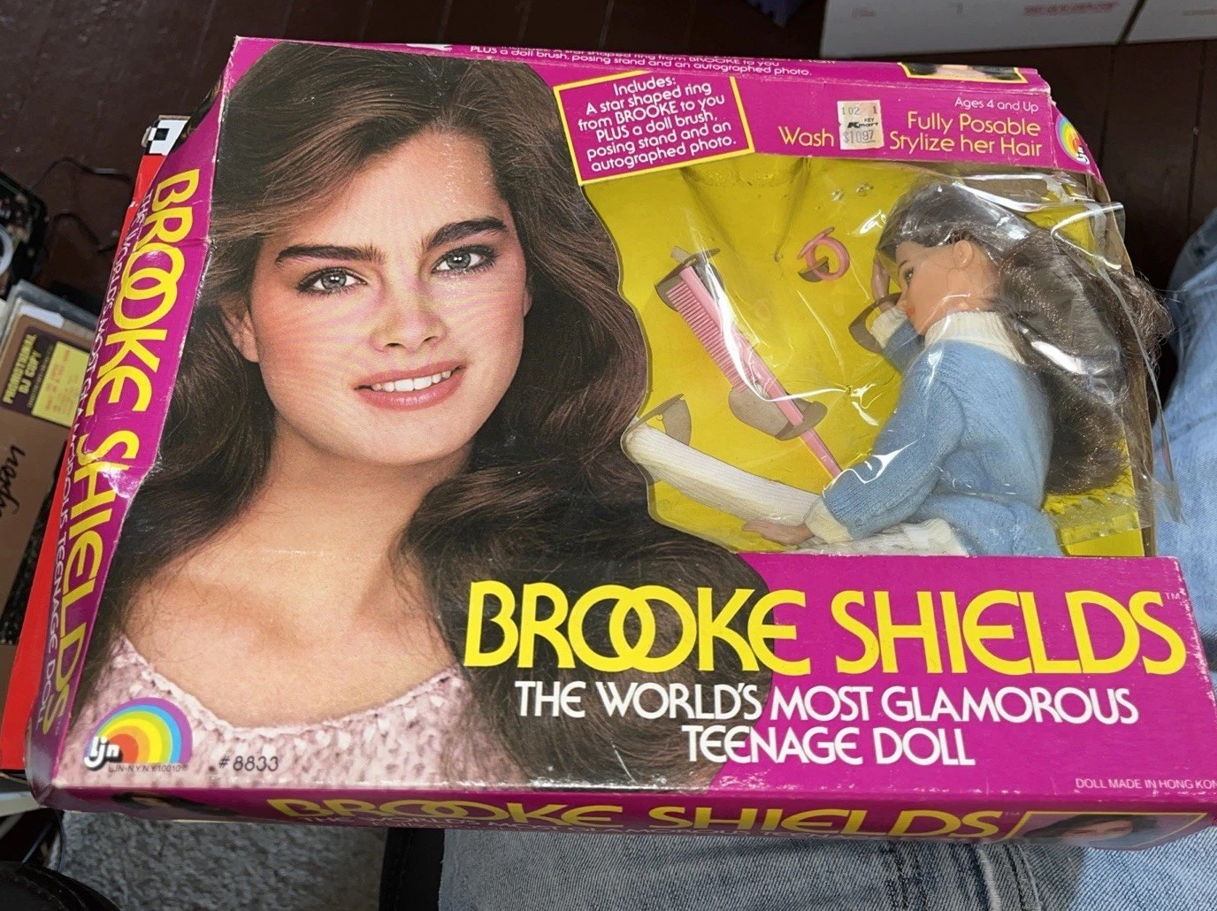 8833 Vtg 1982 LJN BROOKE SHIELDS DOLL NEW IN BOX Complete Box Is Damaged