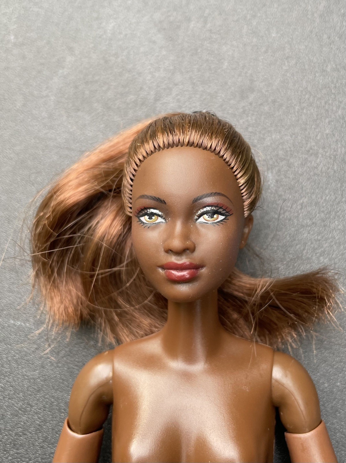 2004 Mattel Barbie Pisces Barbie hybrid doll on Made to Move body