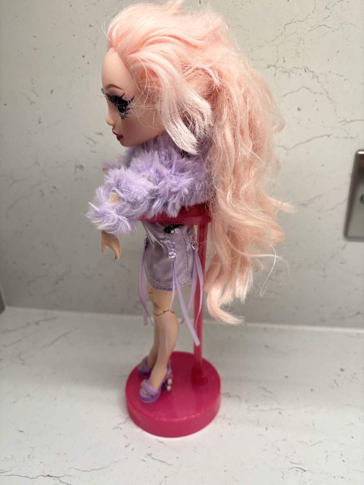 Rainbow High Rainbow Vision Royal Bella ParkerFashion Doll