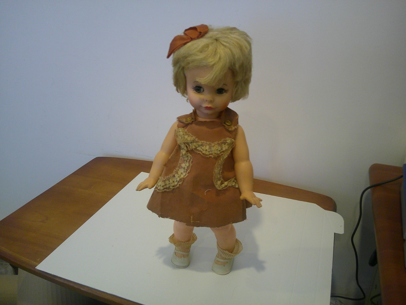 Vintage 13″ Vinyl Little Girl Doll Marked Jolly Toys GREEN SLEEP EYES