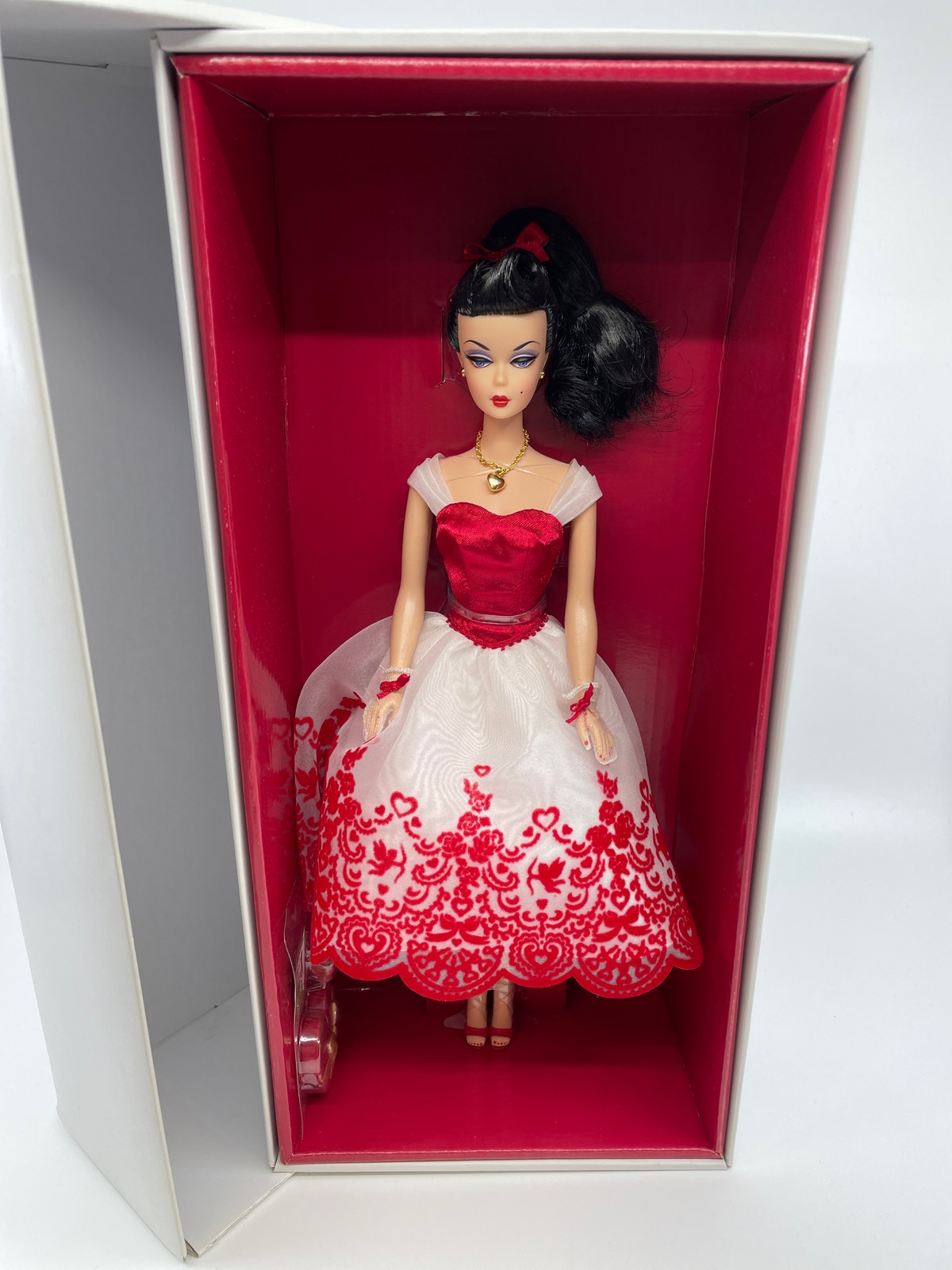 Barbie Valentine’s Day Holiday Hostess Cupids Kisses 2014 Doll